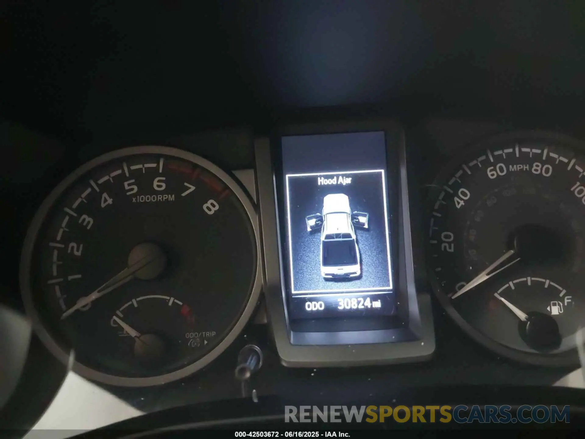 7 fotografías del automóvil dañado 5TFCZ5AN4LX241761 TOYOTA TACOMA 2020