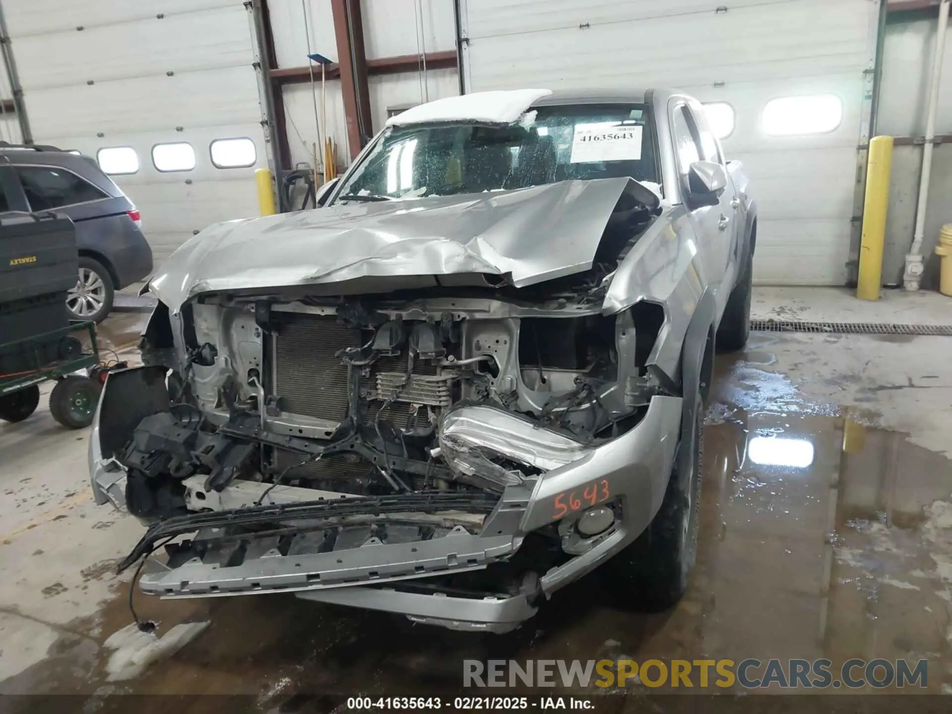 12 fotografías del automóvil dañado 5TFCZ5AN5LX214827 TOYOTA TACOMA 2020