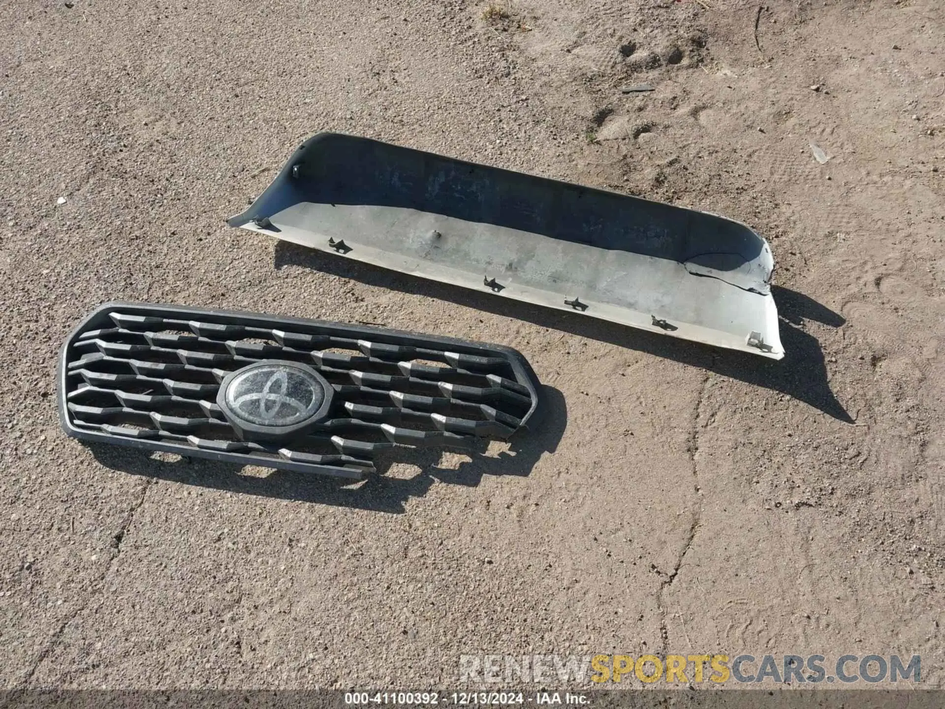 12 fotografías del automóvil dañado 5TFCZ5AN5LX228114 TOYOTA TACOMA 2020