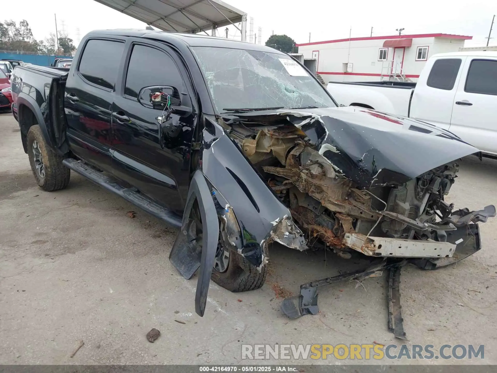 1 fotografías del automóvil dañado 5TFCZ5AN7LX222850 TOYOTA TACOMA 2020