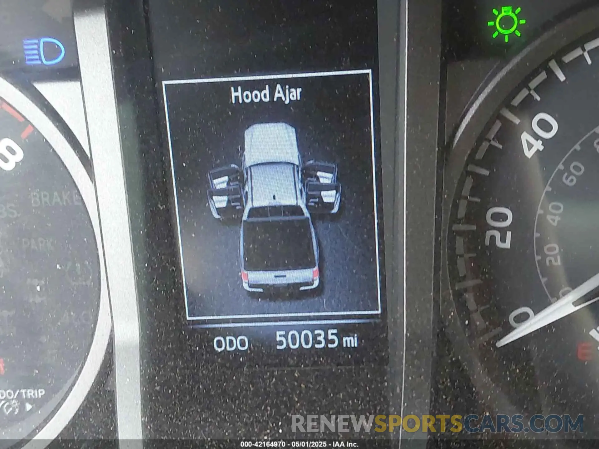 14 fotografías del automóvil dañado 5TFCZ5AN7LX222850 TOYOTA TACOMA 2020