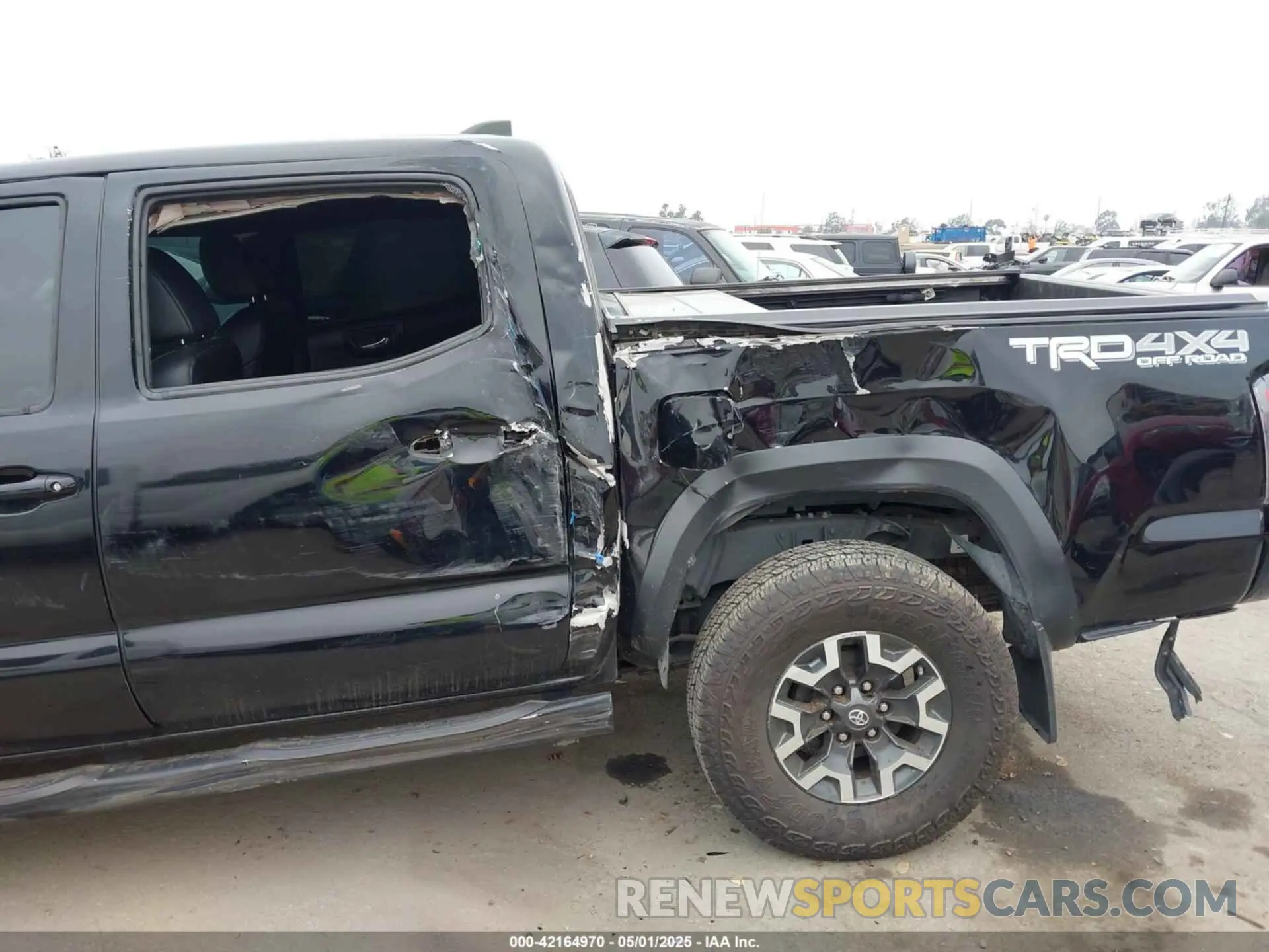 6 fotografías del automóvil dañado 5TFCZ5AN7LX222850 TOYOTA TACOMA 2020