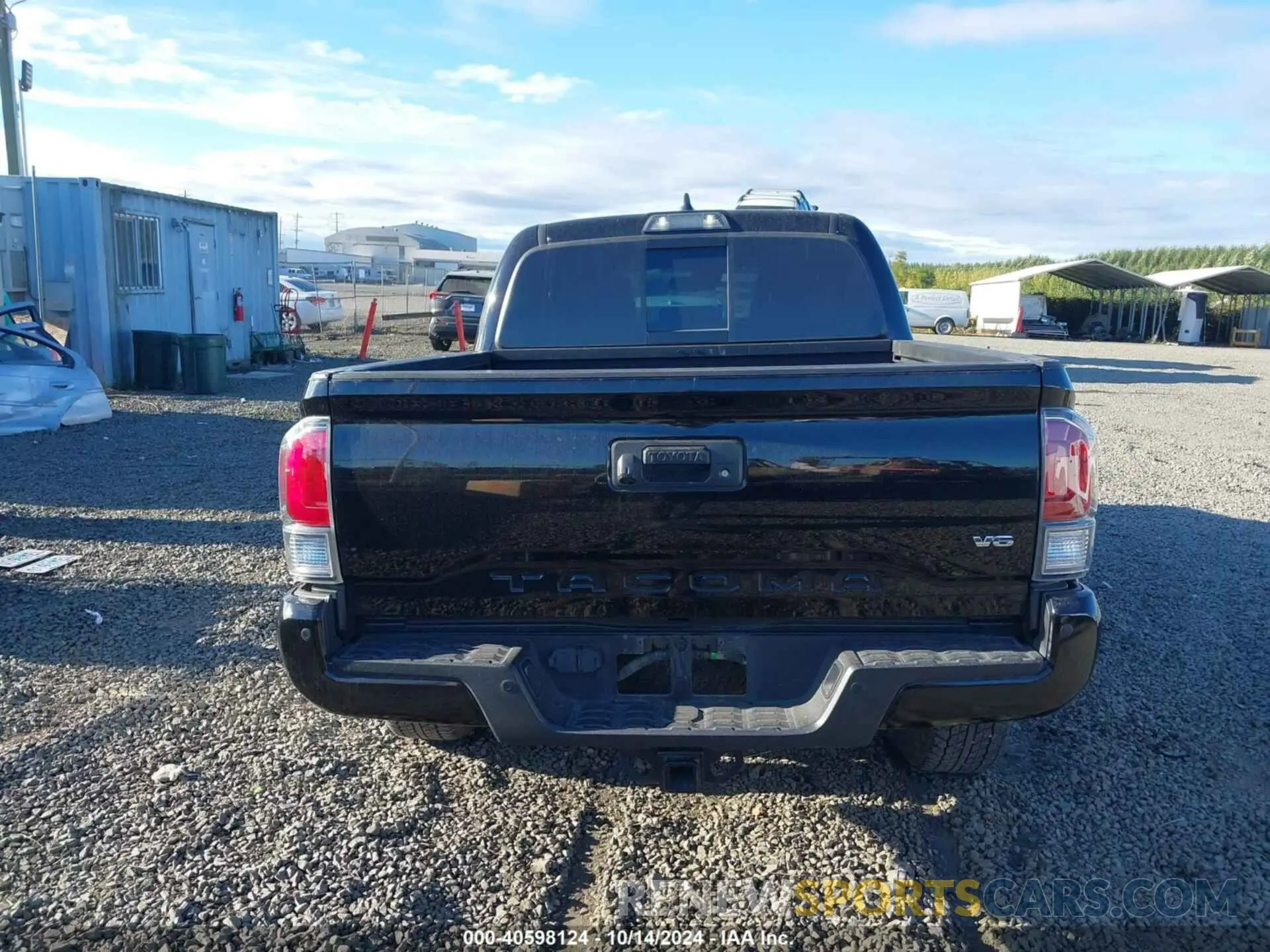 17 fotografías del automóvil dañado 5TFCZ5AN8LX224266 TOYOTA TACOMA 2020