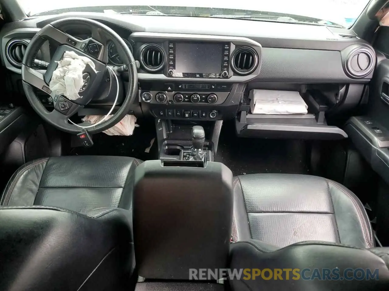 8 fotografías del automóvil dañado 5TFCZ5AN8LX241438 TOYOTA TACOMA 2020