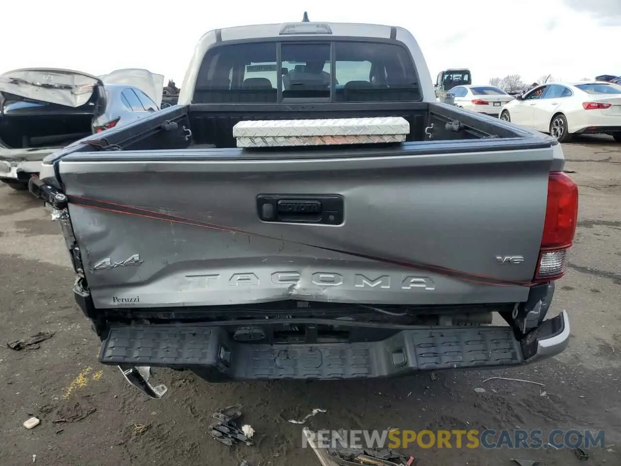 6 fotografías del automóvil dañado 5TFCZ5AN9LX216693 TOYOTA TACOMA 2020