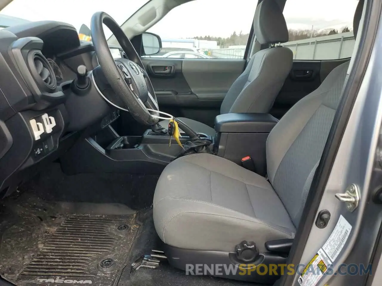 7 fotografías del automóvil dañado 5TFCZ5AN9LX216693 TOYOTA TACOMA 2020