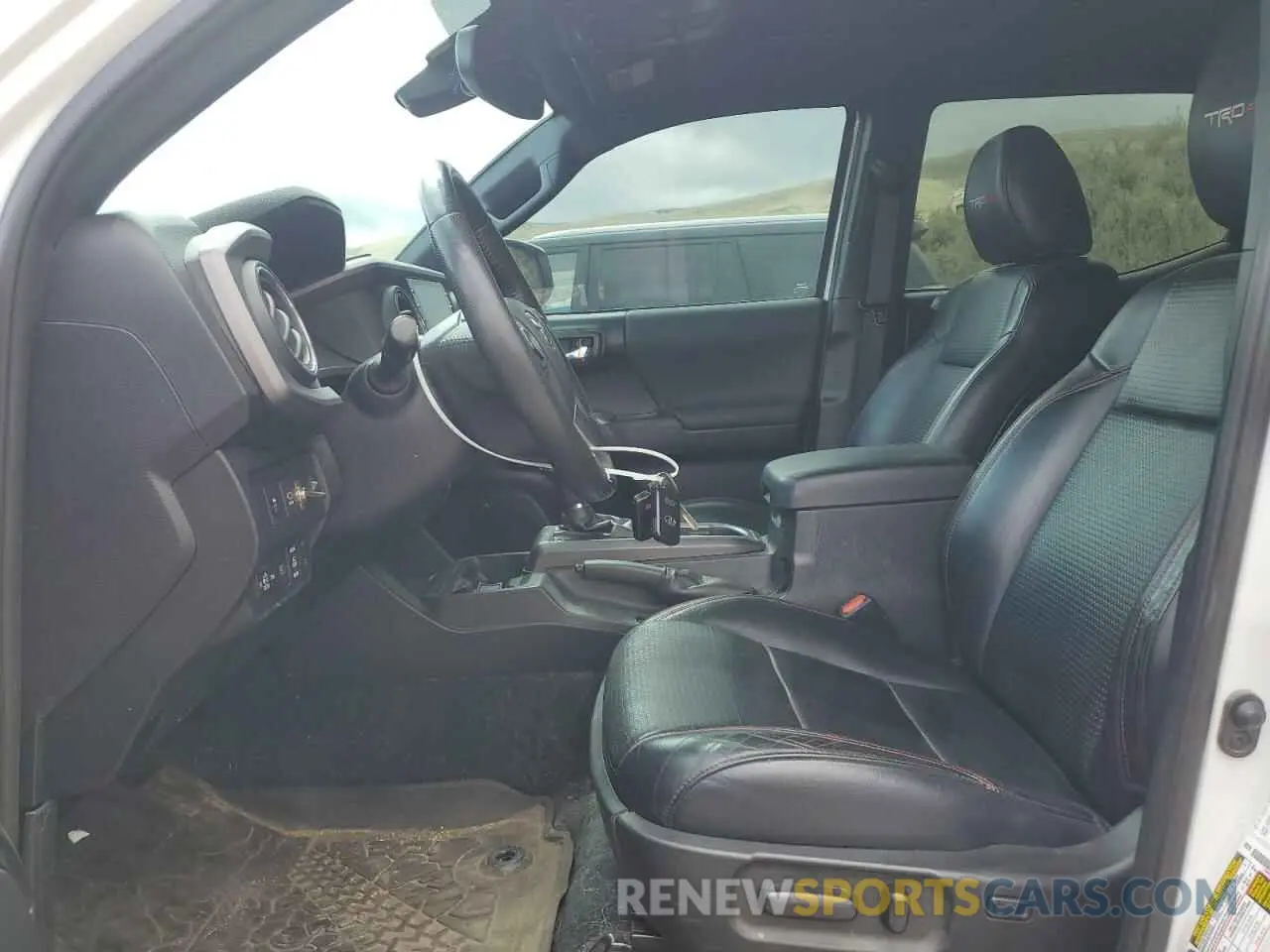 7 fotografías del automóvil dañado 5TFCZ5AN9LX219819 TOYOTA TACOMA 2020