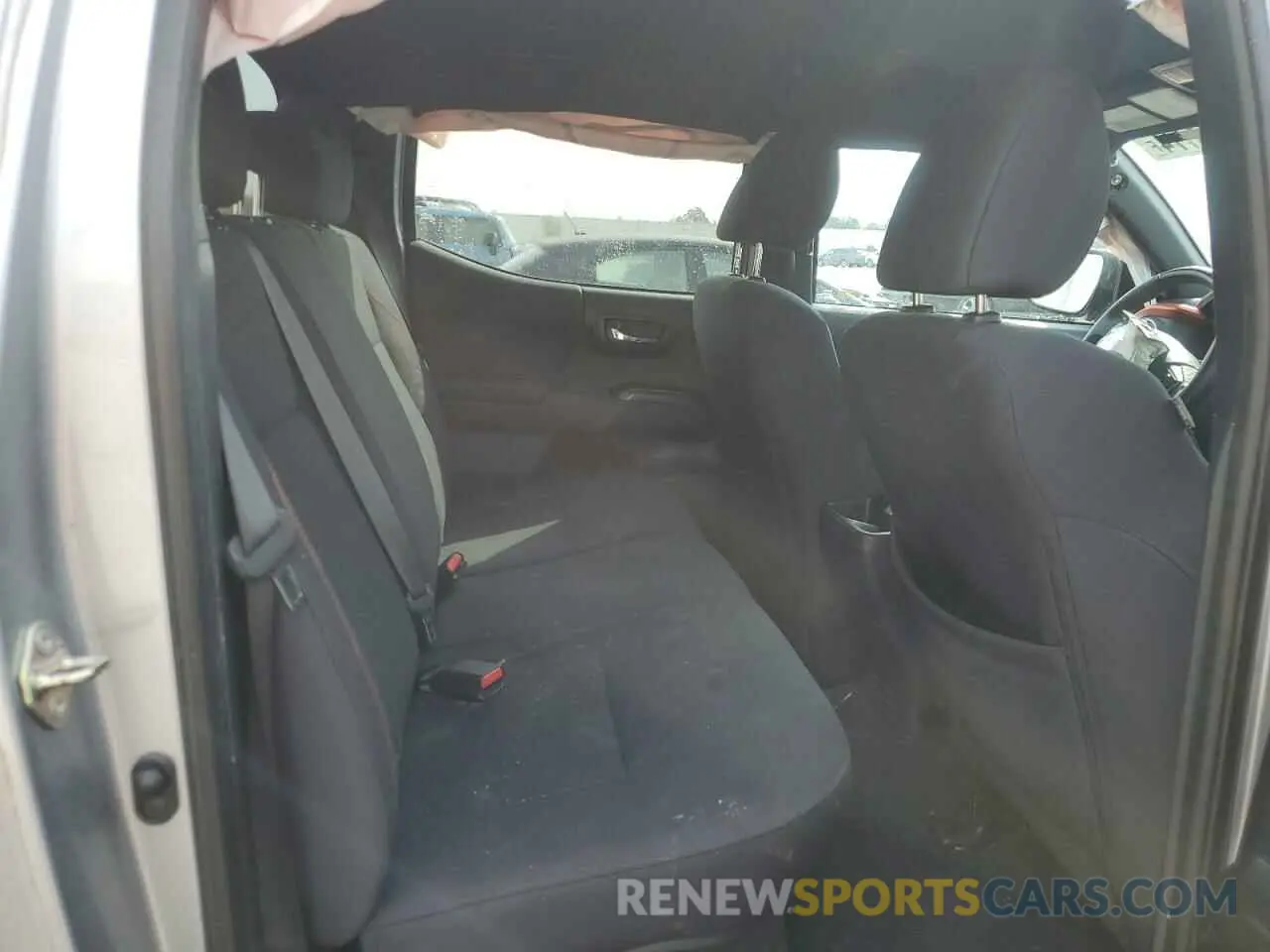 10 fotografías del automóvil dañado 5TFCZ5ANXLX213981 TOYOTA TACOMA 2020
