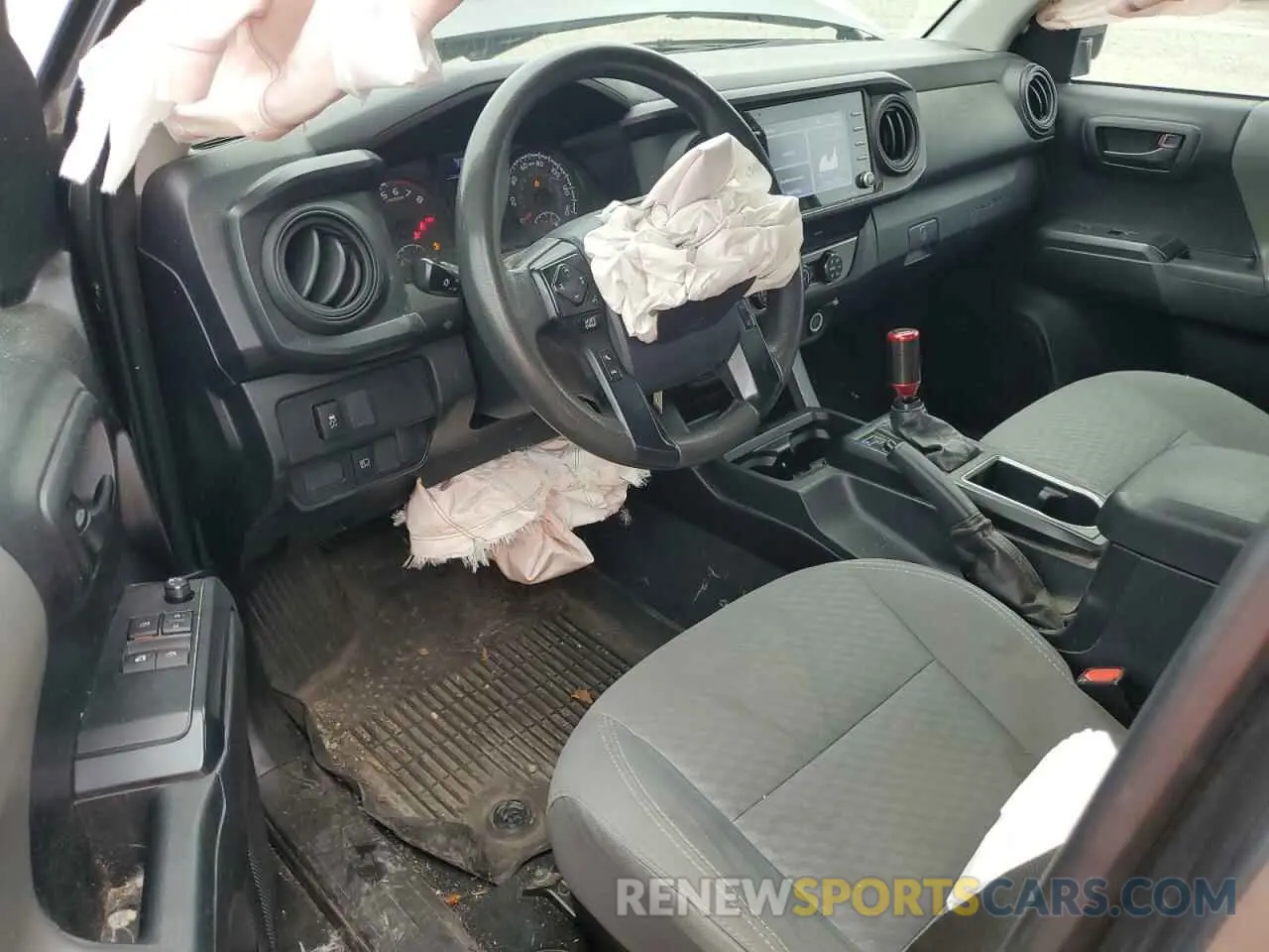 8 fotografías del automóvil dañado 5TFRX5GN1LX166914 TOYOTA TACOMA 2020