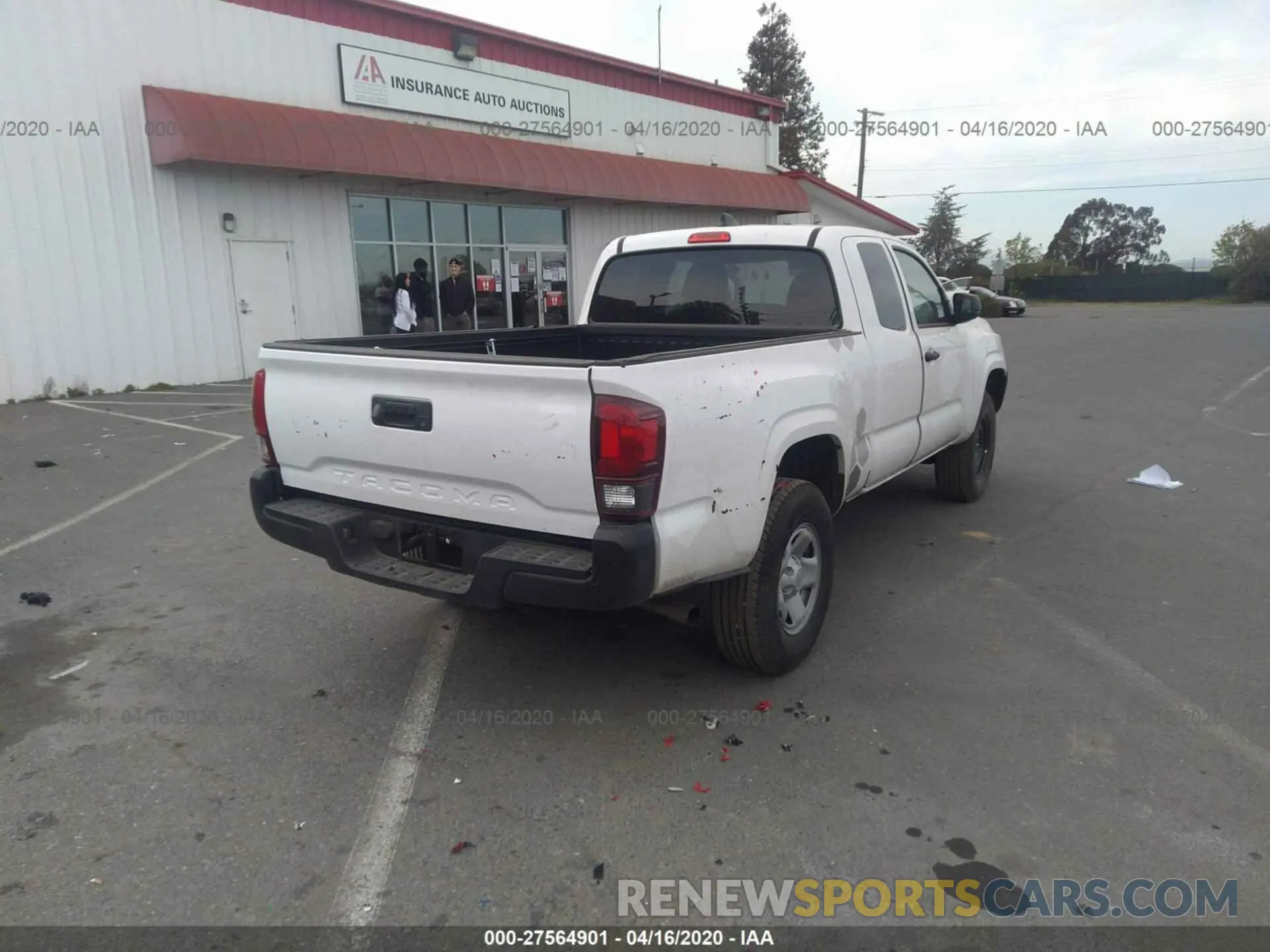 4 fotografías del automóvil dañado 5TFRX5GN2LX170647 TOYOTA TACOMA 2020