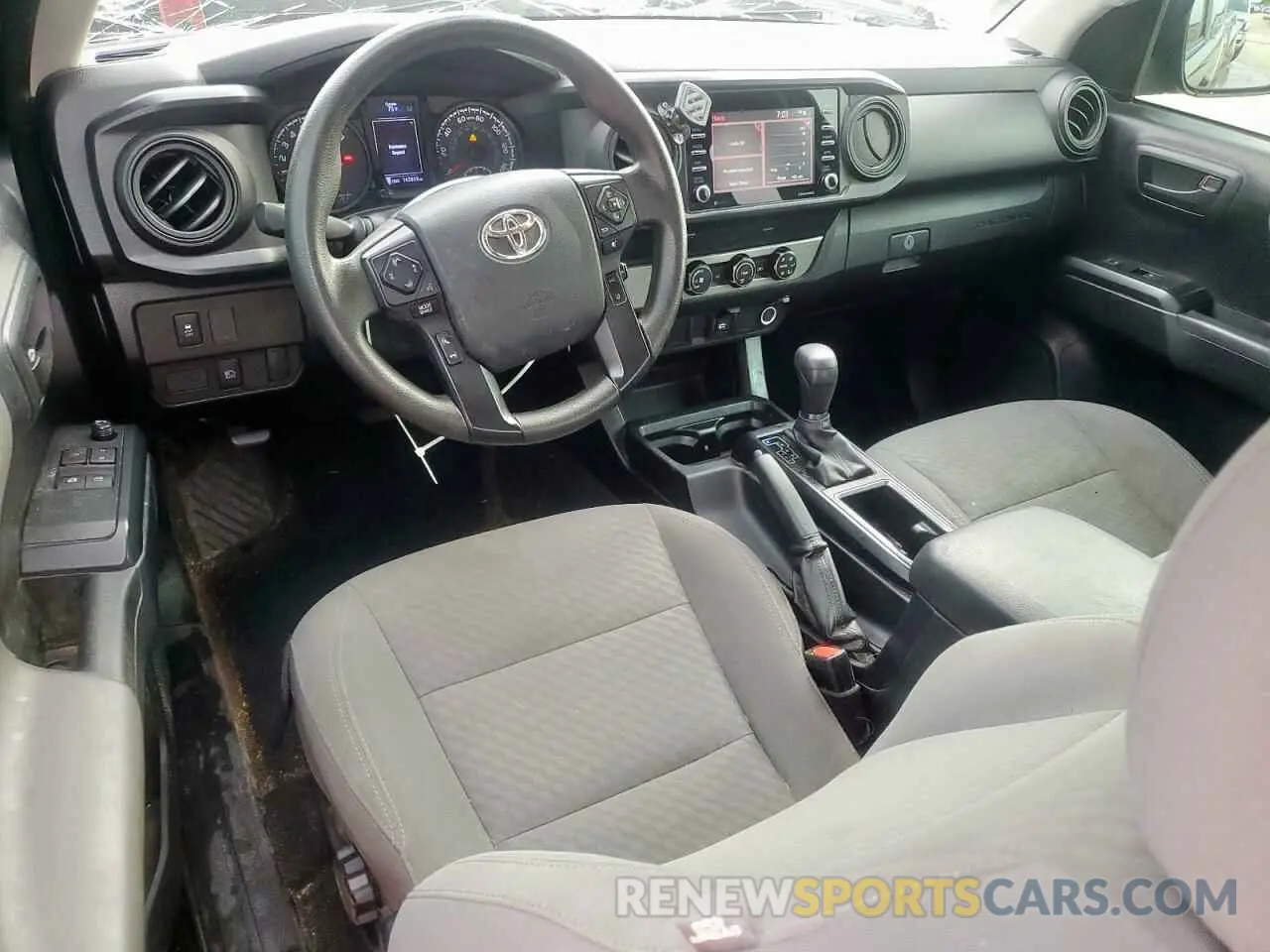 8 fotografías del automóvil dañado 5TFRX5GN2LX178781 TOYOTA TACOMA 2020
