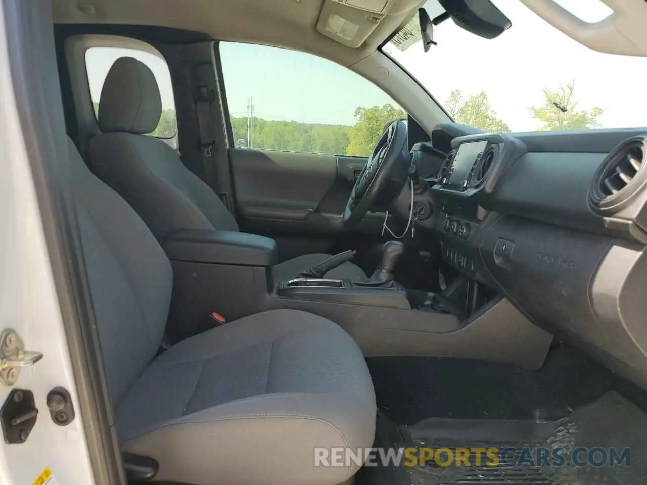 10 fotografías del automóvil dañado 5TFRX5GN4LX165322 TOYOTA TACOMA 2020