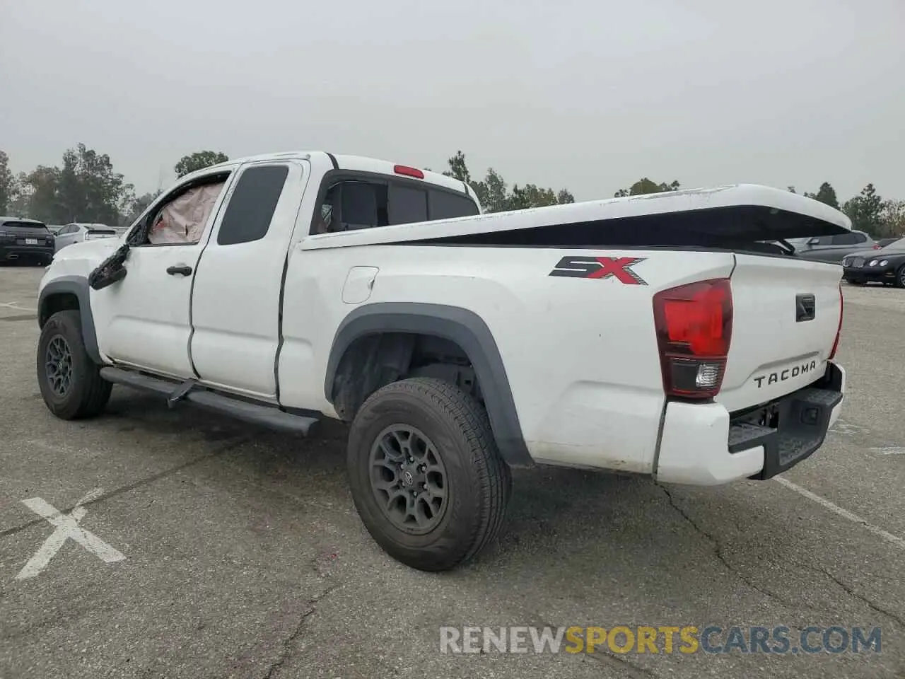 2 fotografías del automóvil dañado 5TFRX5GN4LX166406 TOYOTA TACOMA 2020