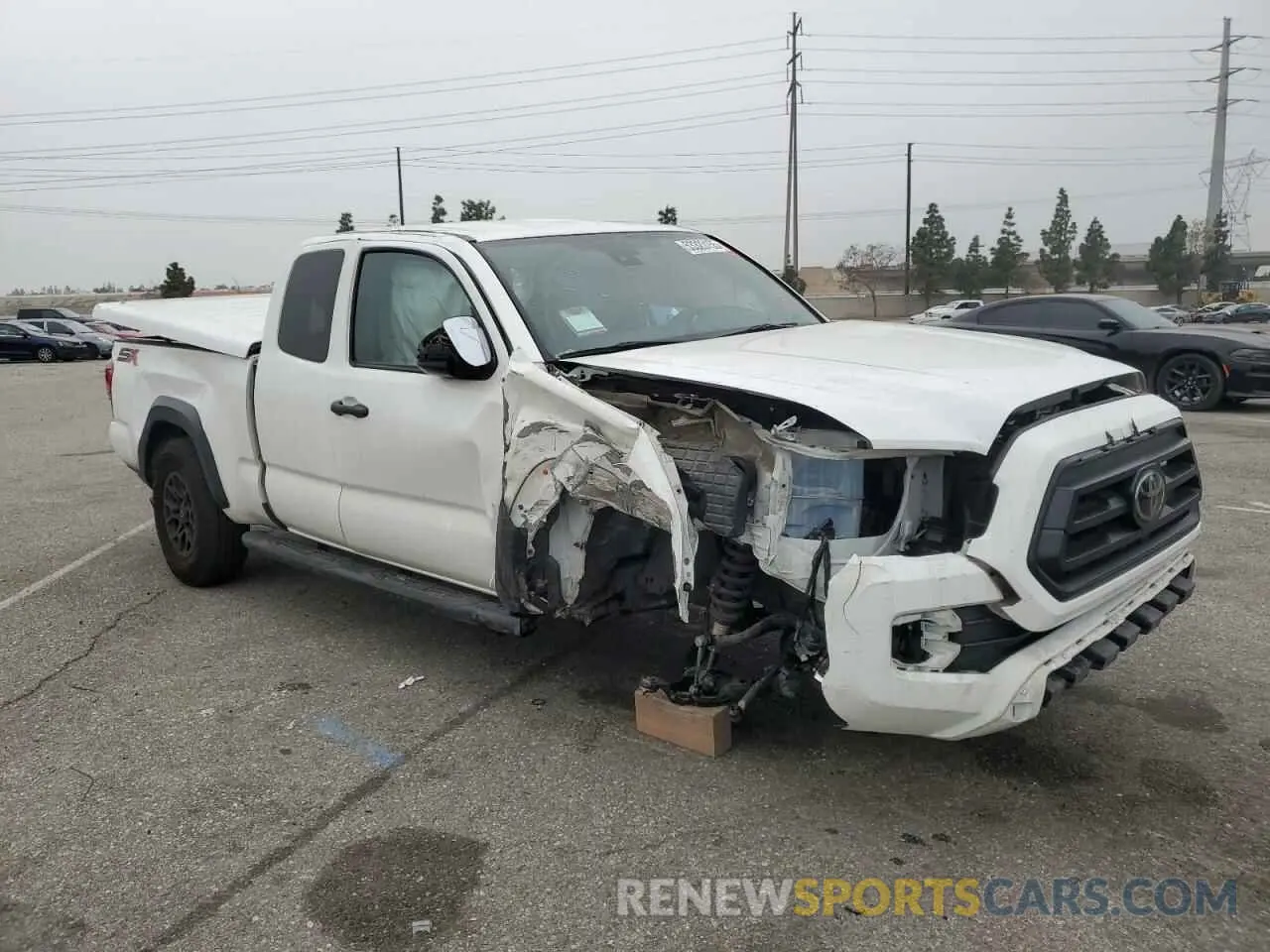 4 fotografías del automóvil dañado 5TFRX5GN4LX166406 TOYOTA TACOMA 2020