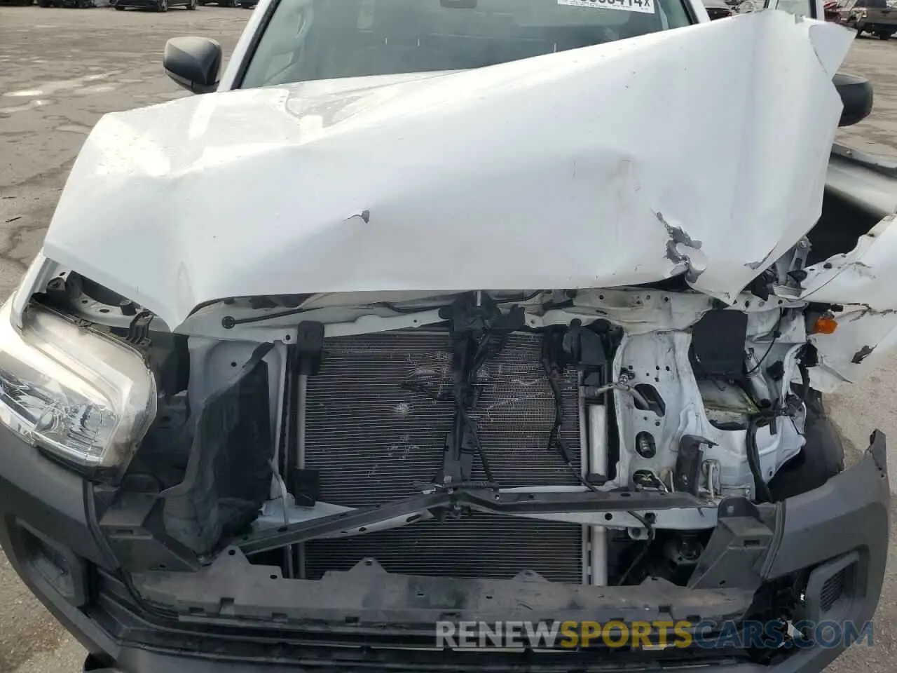 11 fotografías del automóvil dañado 5TFRX5GN4LX178247 TOYOTA TACOMA 2020