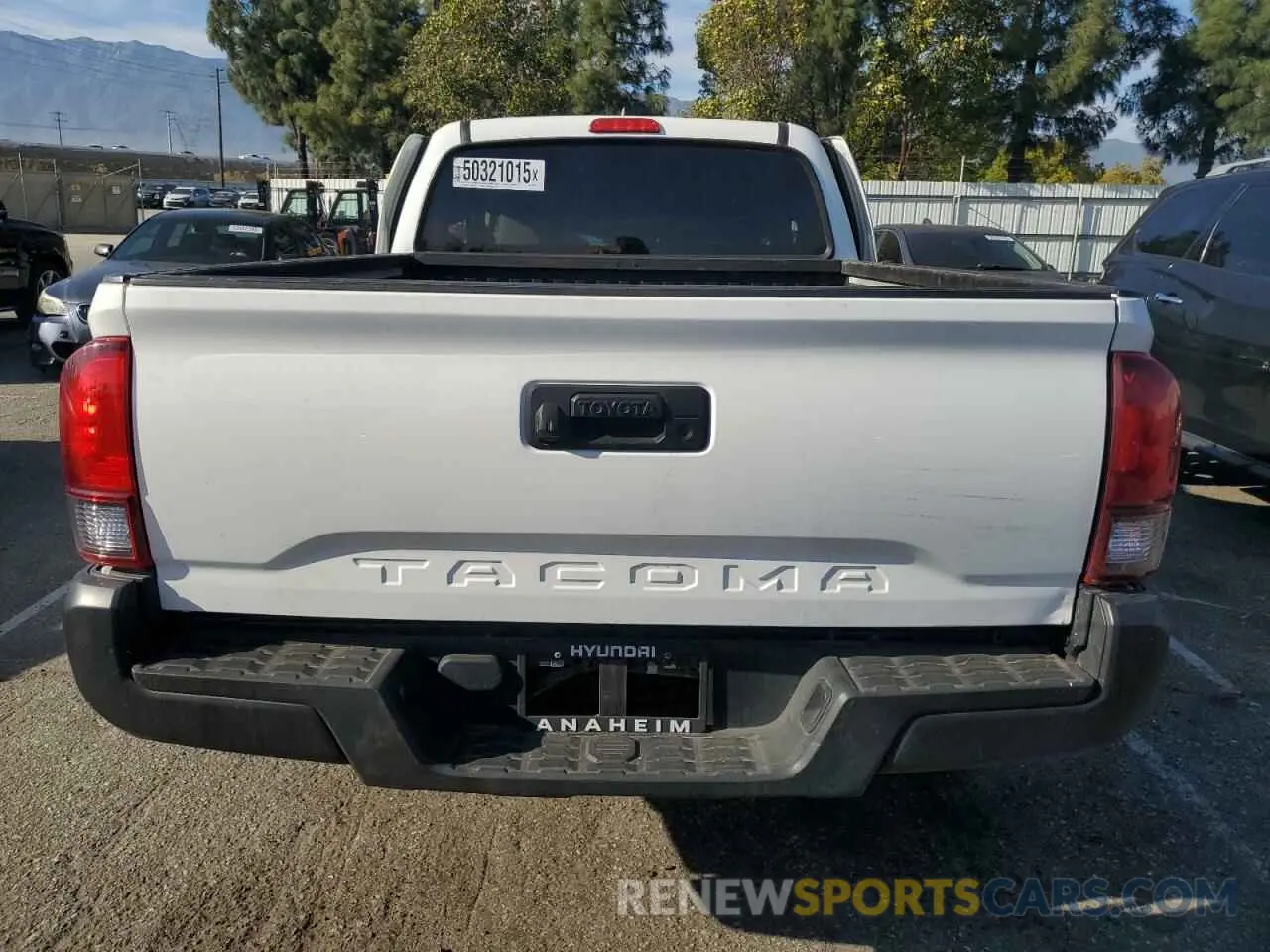 6 fotografías del automóvil dañado 5TFRX5GN5LX182839 TOYOTA TACOMA 2020