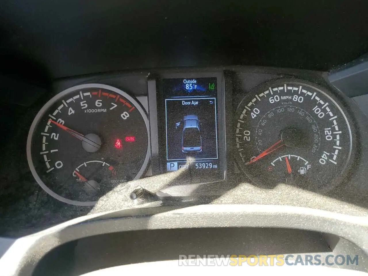 9 fotografías del automóvil dañado 5TFRX5GN5LX182839 TOYOTA TACOMA 2020