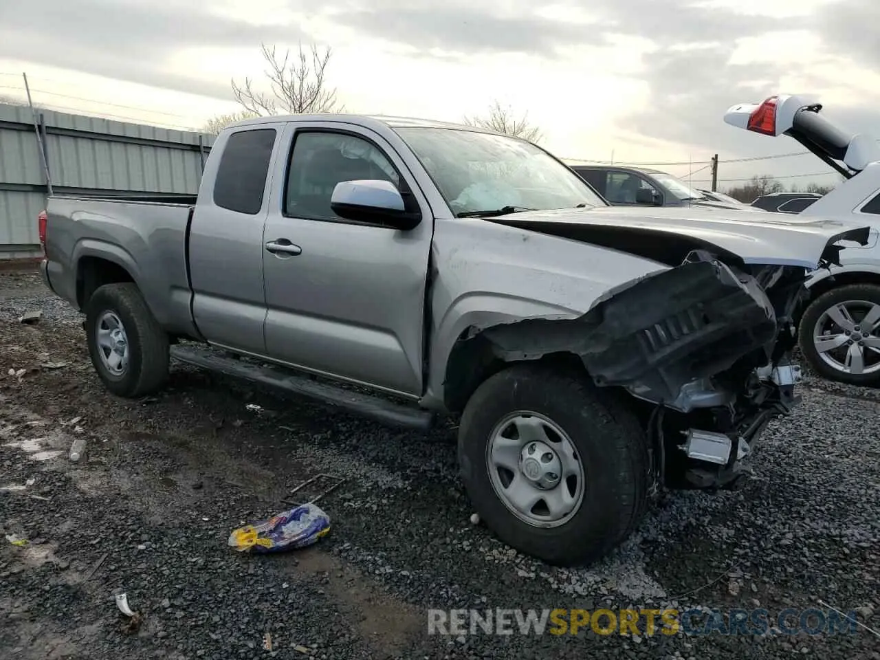 4 fotografías del automóvil dañado 5TFRX5GNXLX171741 TOYOTA TACOMA 2020