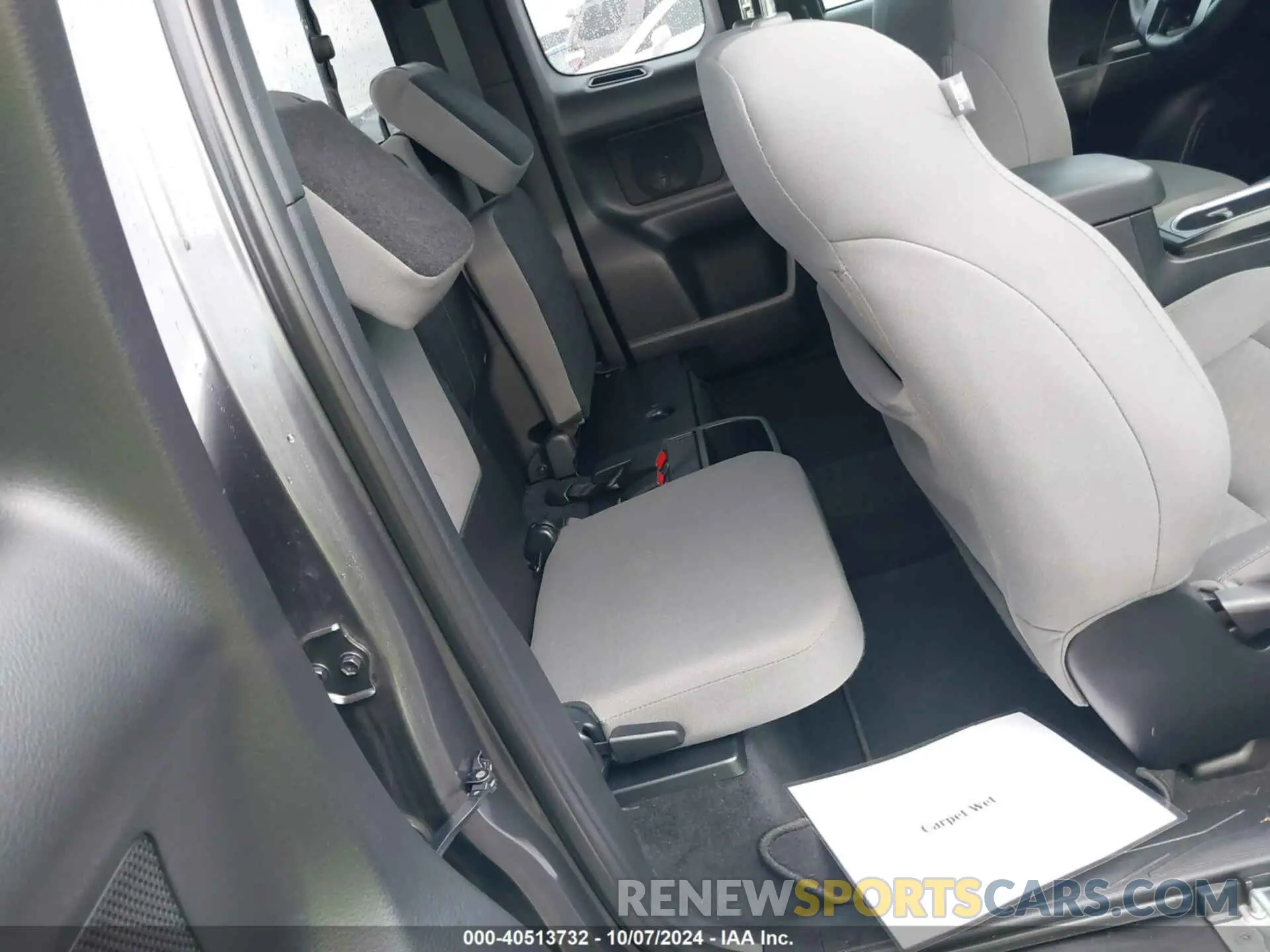 8 fotografías del automóvil dañado 5TFRZ5CN3LX089530 TOYOTA TACOMA 2020