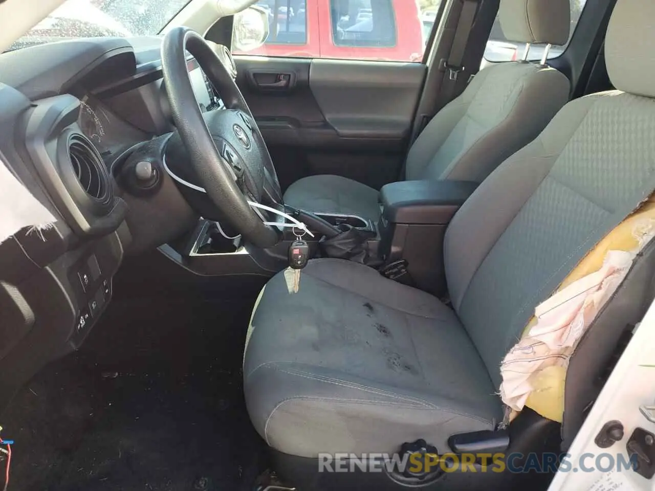7 fotografías del automóvil dañado 5TFRZ5CN5LX089562 TOYOTA TACOMA 2020