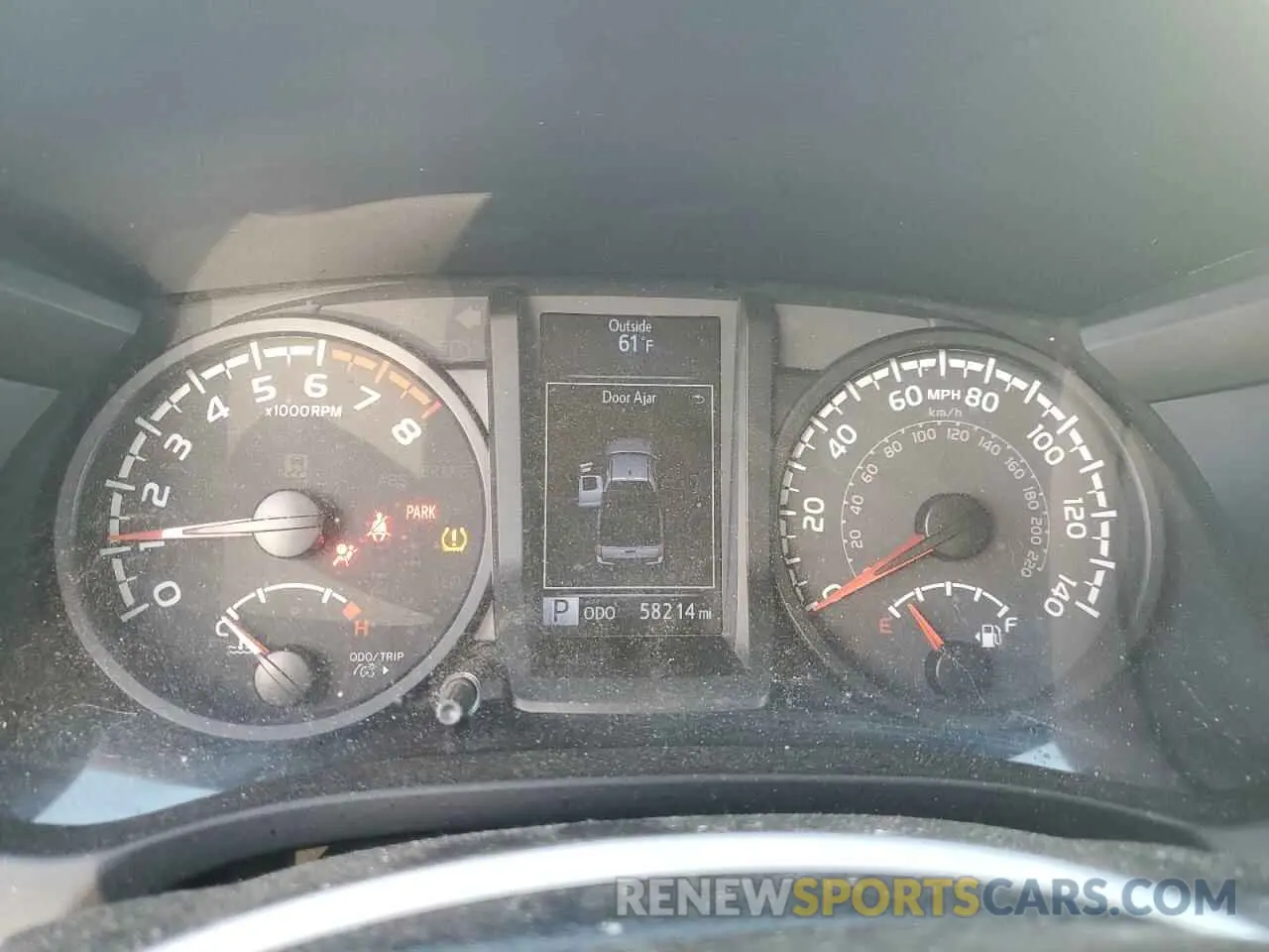 9 fotografías del automóvil dañado 5TFRZ5CN5LX089562 TOYOTA TACOMA 2020
