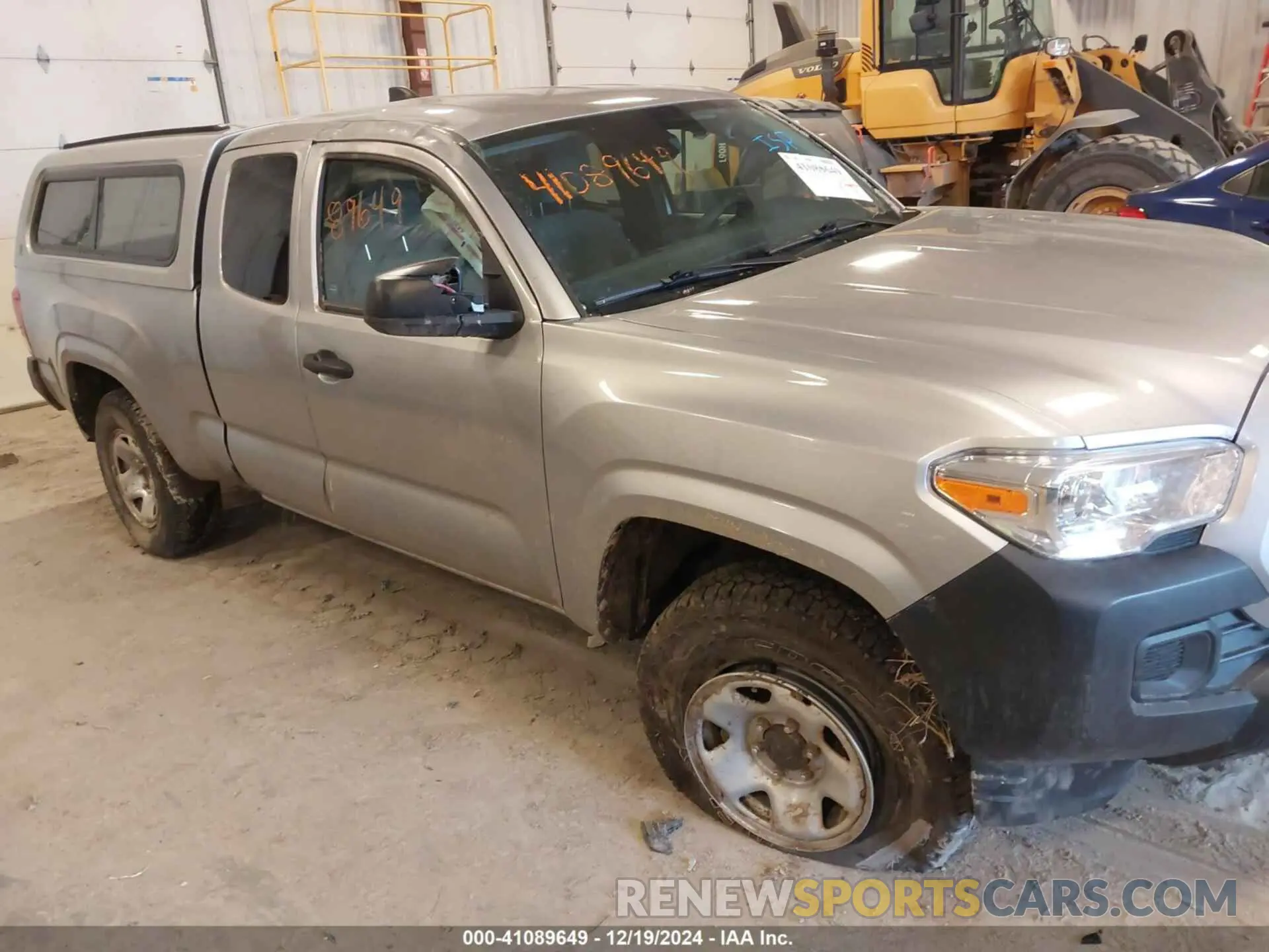 6 fotografías del automóvil dañado 5TFSX5EN3LX073316 TOYOTA TACOMA 2020