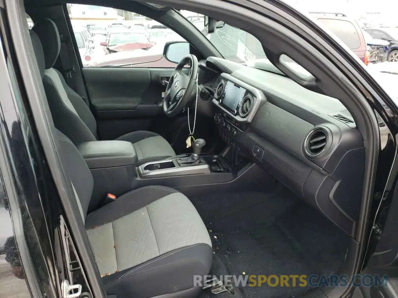 5 fotografías del automóvil dañado 5TFSZ5AN0LX212754 TOYOTA TACOMA 2020