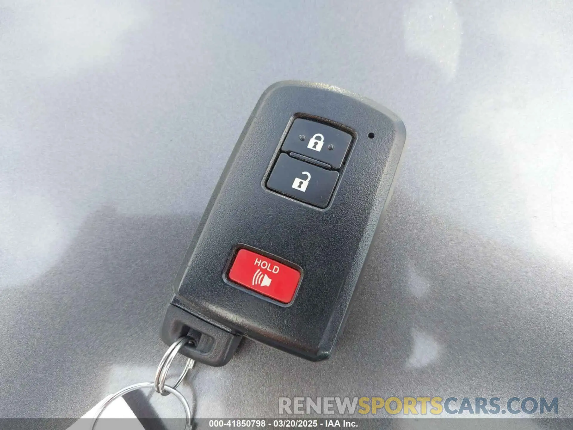 11 fotografías del automóvil dañado 5TFSZ5AN2LX222685 TOYOTA TACOMA 2020