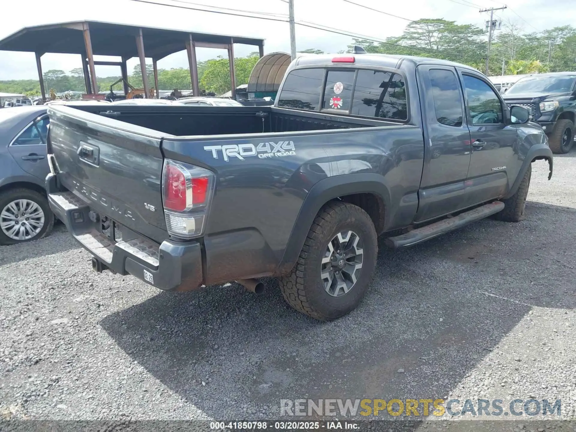 4 fotografías del automóvil dañado 5TFSZ5AN2LX222685 TOYOTA TACOMA 2020