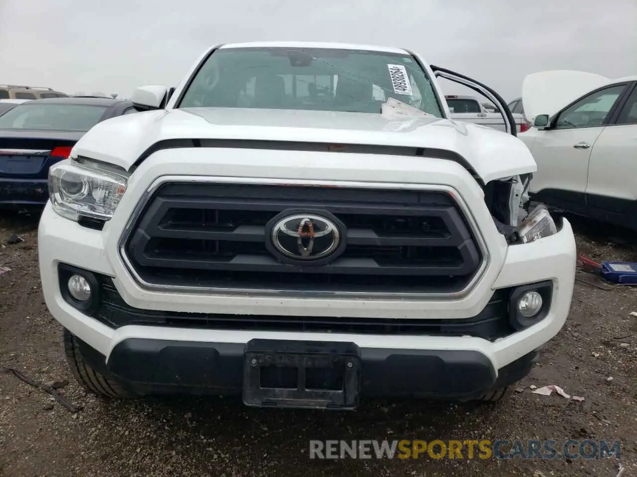 5 fotografías del automóvil dañado 5TFSZ5AN8LX216017 TOYOTA TACOMA 2020