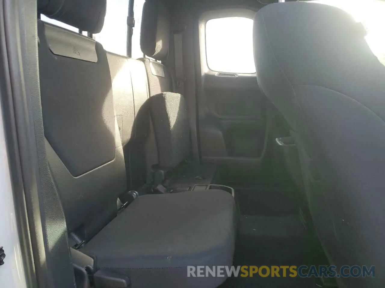 10 fotografías del automóvil dañado 5TFSZ5AN8LX216194 TOYOTA TACOMA 2020