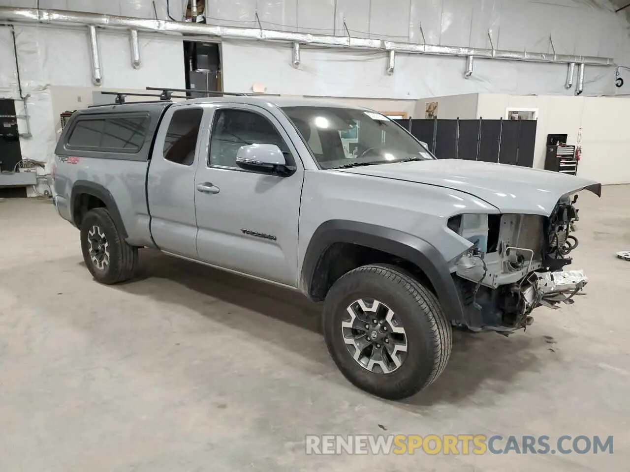 4 fotografías del automóvil dañado 5TFSZ5ANXLX223728 TOYOTA TACOMA 2020