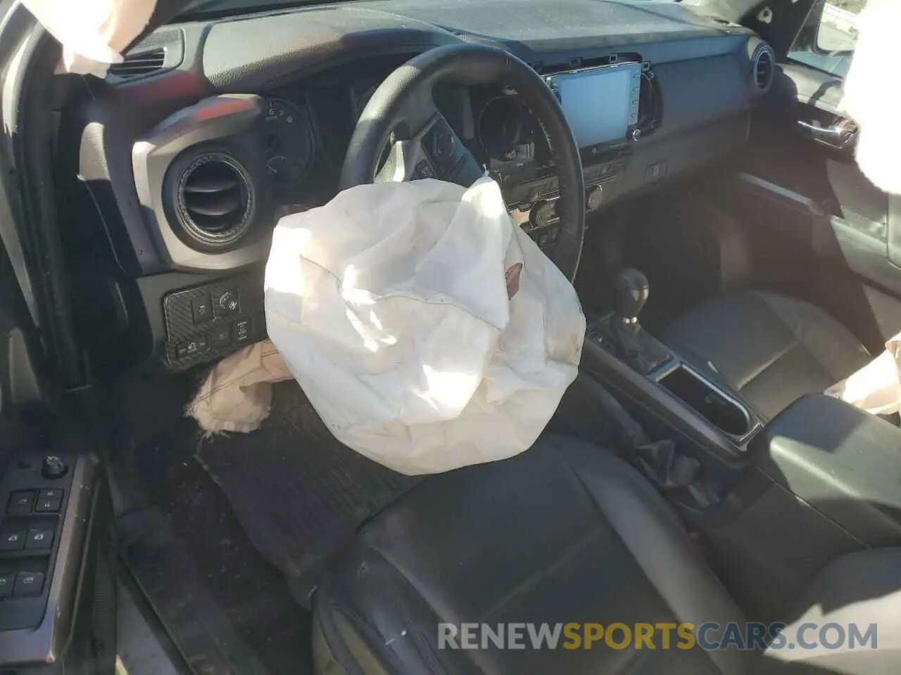 8 fotografías del automóvil dañado 3TMAZ5CN0MM147937 TOYOTA TACOMA 2021