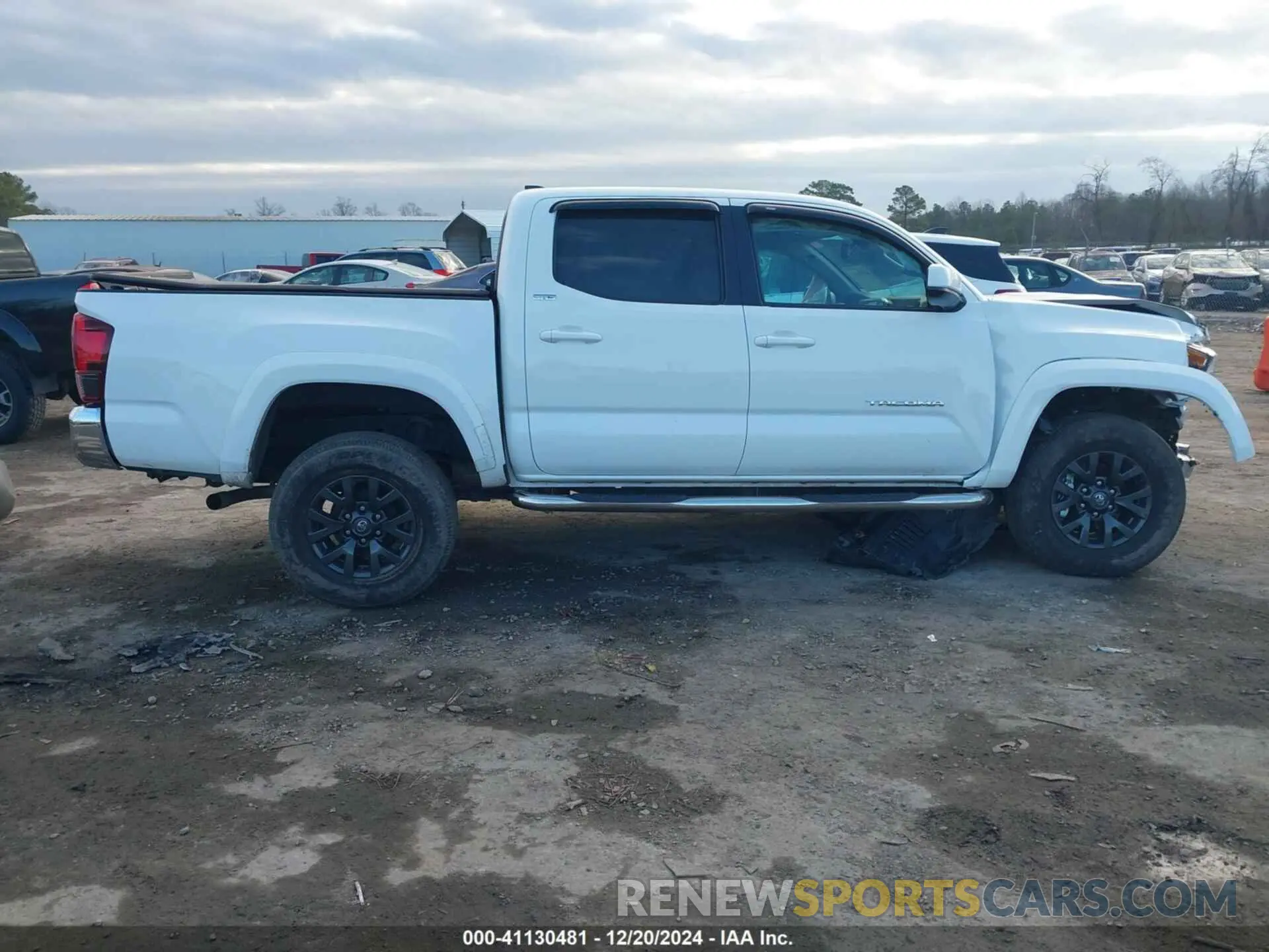 12 fotografías del automóvil dañado 3TMAZ5CN0MM160087 TOYOTA TACOMA 2021