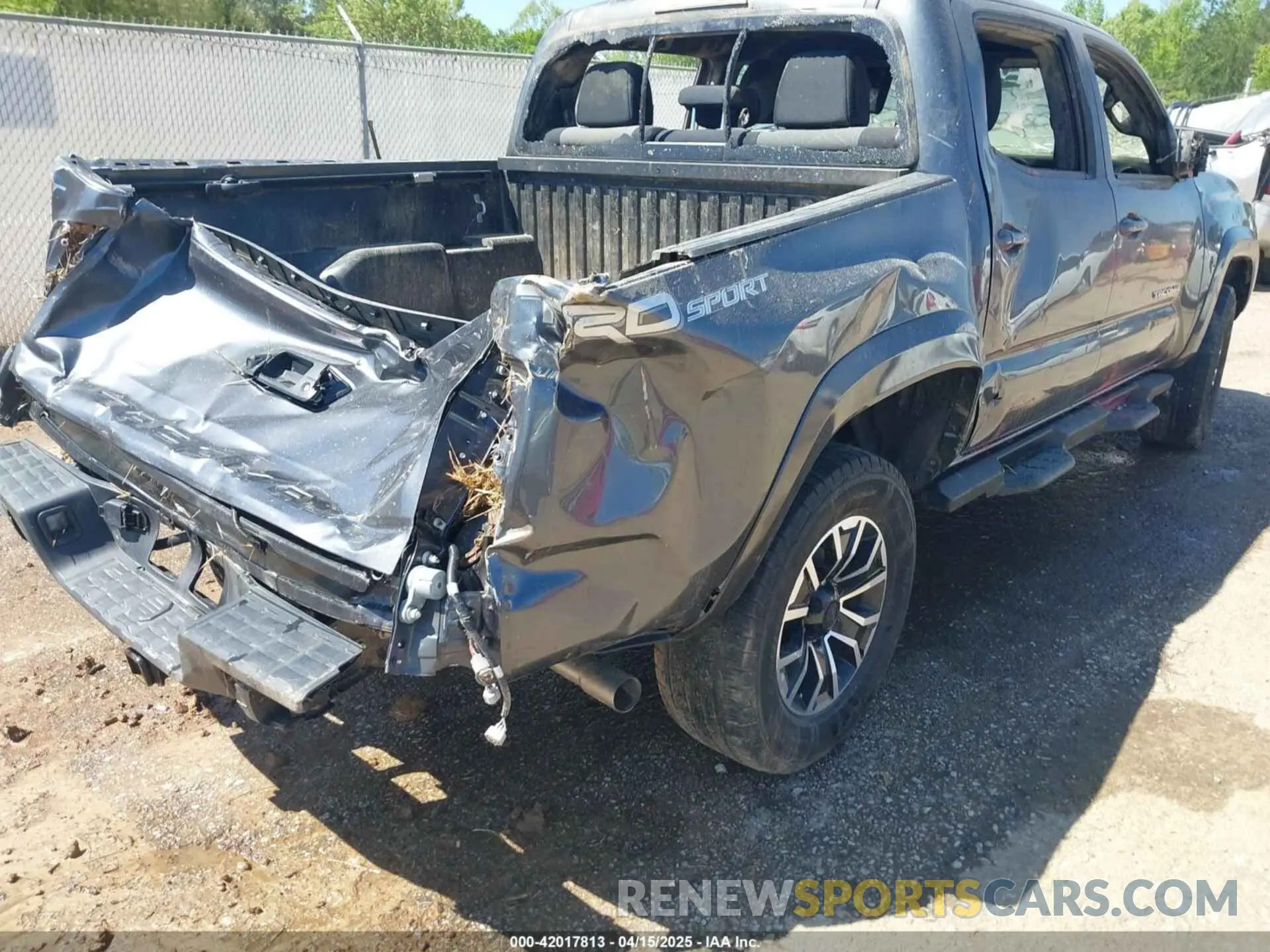 14 fotografías del automóvil dañado 3TMAZ5CN1MM159501 TOYOTA TACOMA 2021