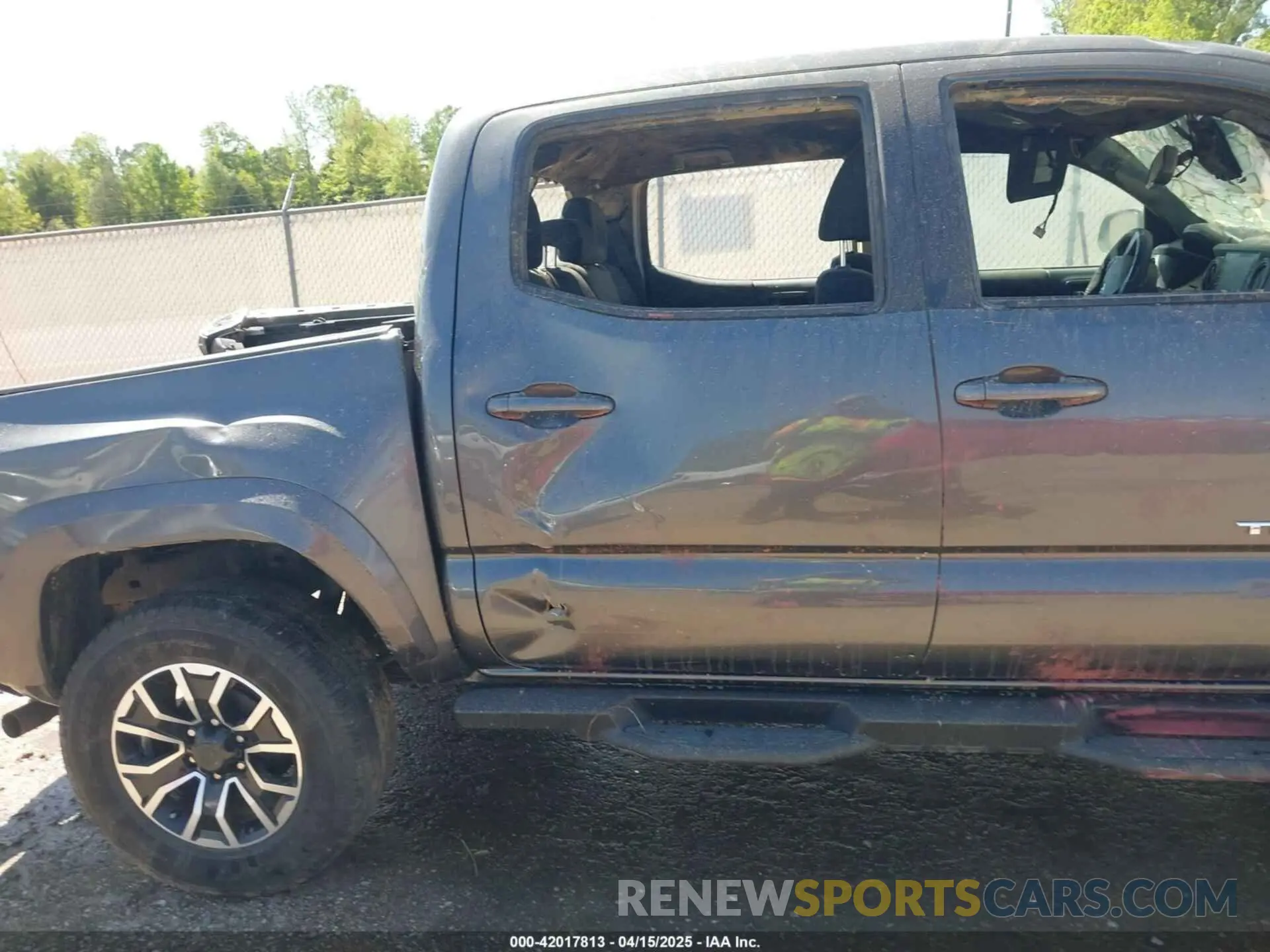 15 fotografías del automóvil dañado 3TMAZ5CN1MM159501 TOYOTA TACOMA 2021
