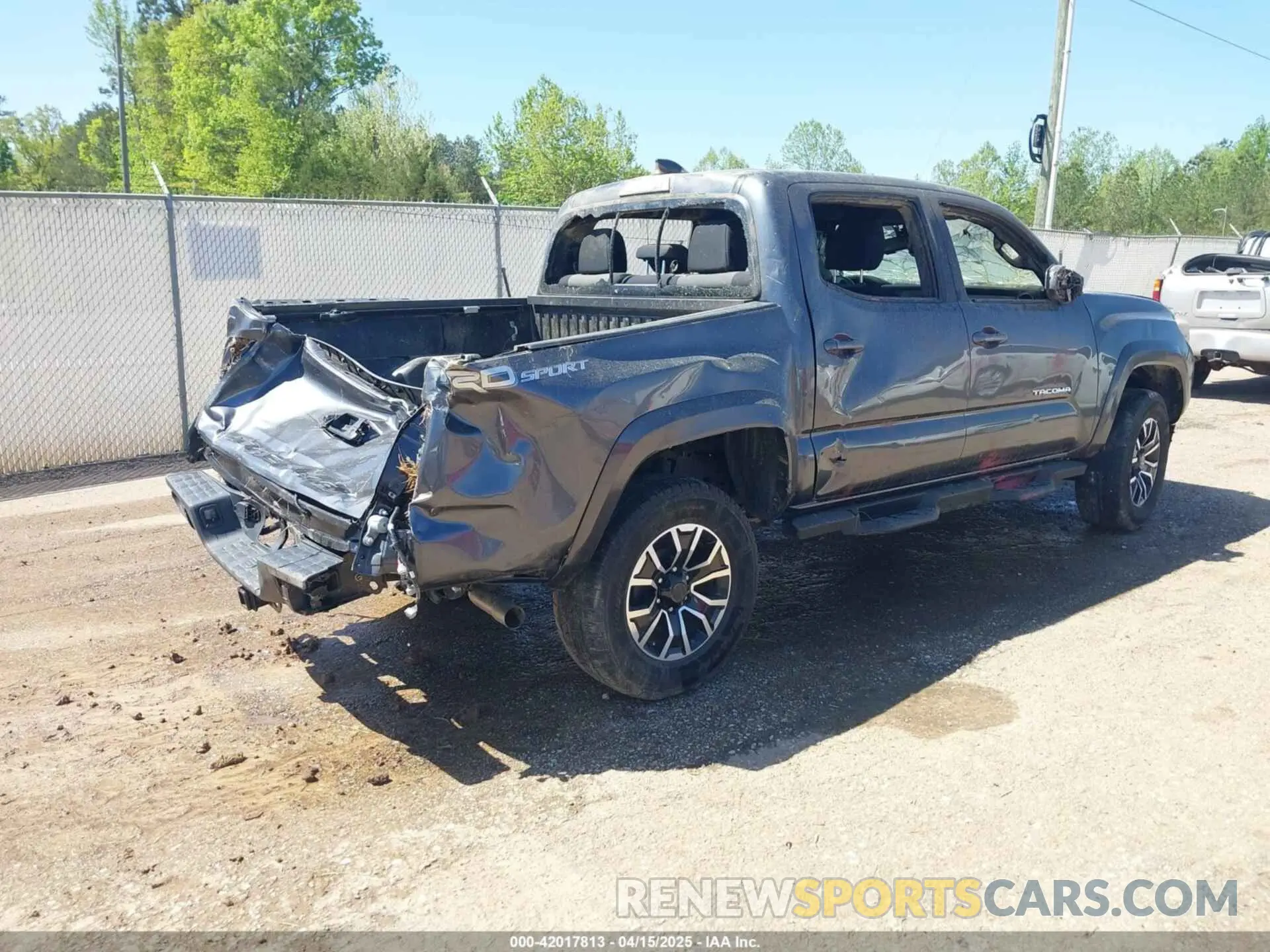 4 fotografías del automóvil dañado 3TMAZ5CN1MM159501 TOYOTA TACOMA 2021