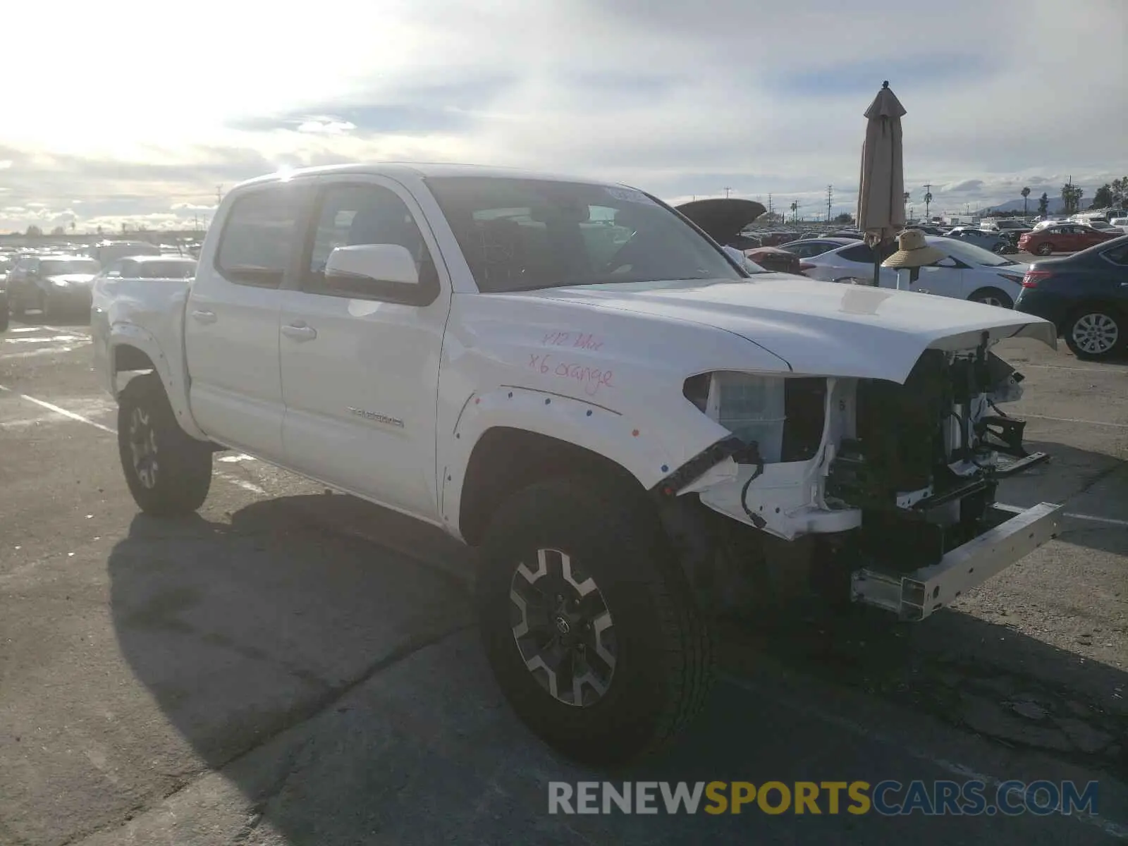 1 fotografías del automóvil dañado 3TMAZ5CN2MM141203 TOYOTA TACOMA 2021