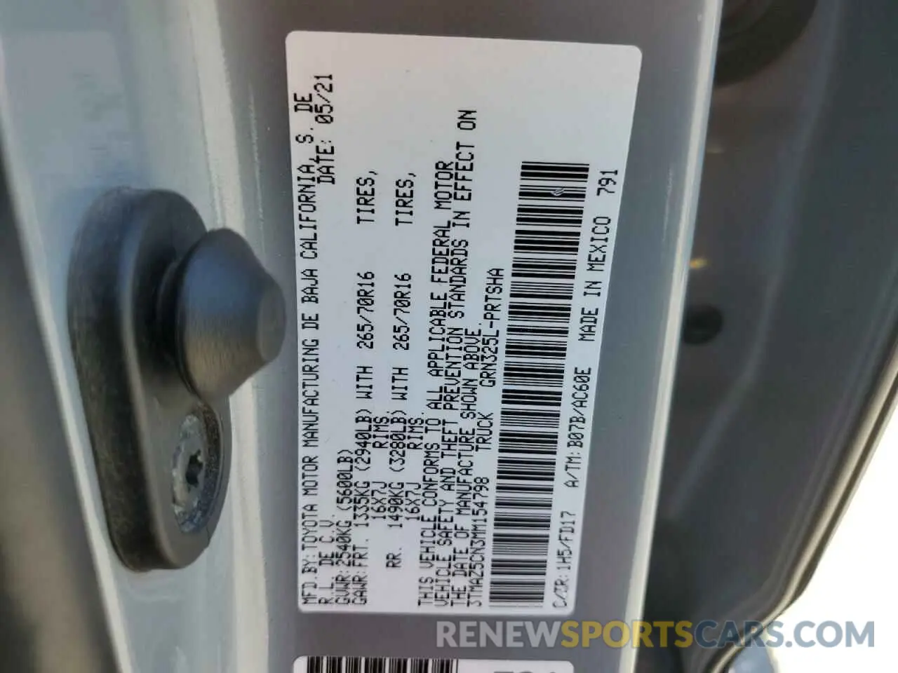 12 fotografías del automóvil dañado 3TMAZ5CN3MM154798 TOYOTA TACOMA 2021