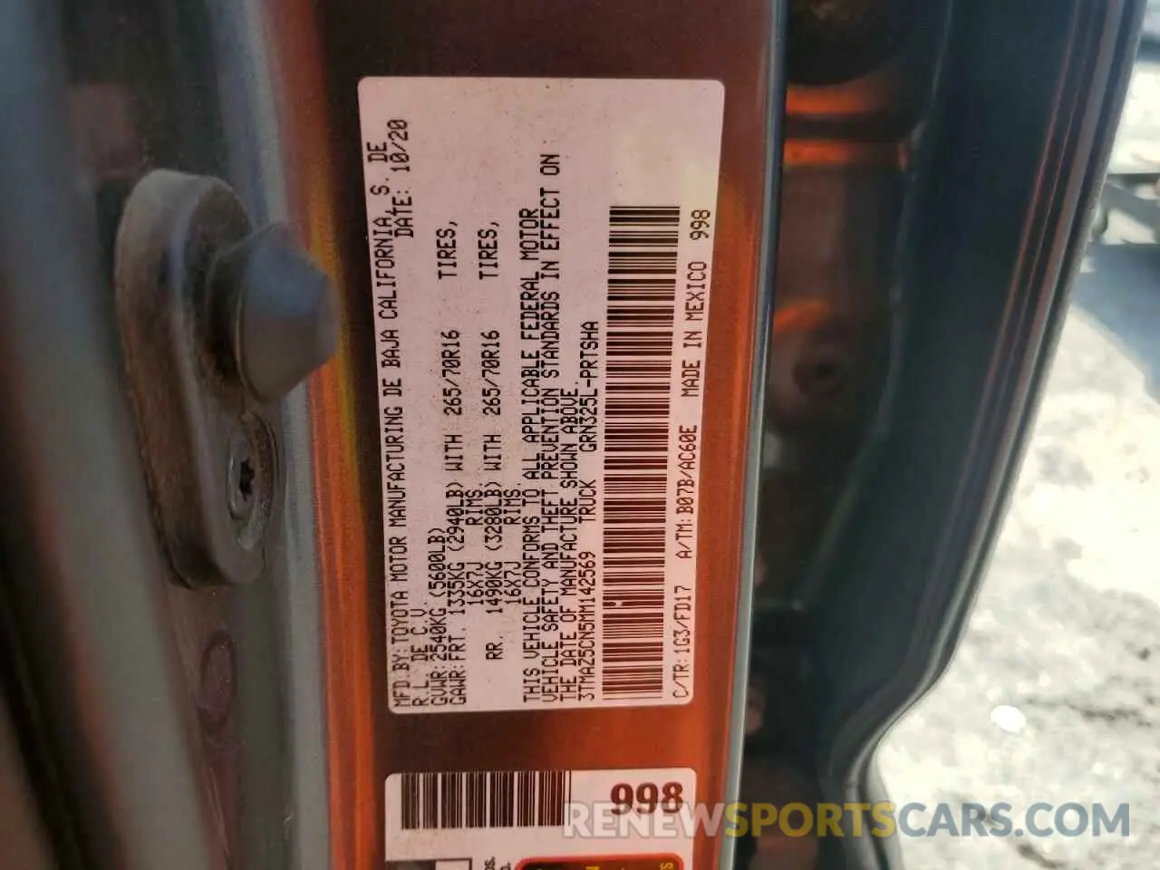 13 fotografías del automóvil dañado 3TMAZ5CN5MM142569 TOYOTA TACOMA 2021