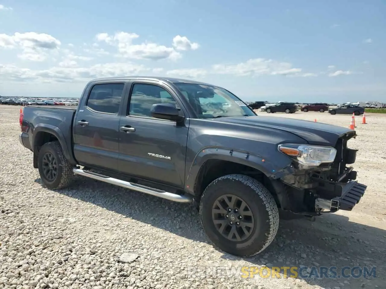 4 fotografías del automóvil dañado 3TMAZ5CN5MM143530 TOYOTA TACOMA 2021