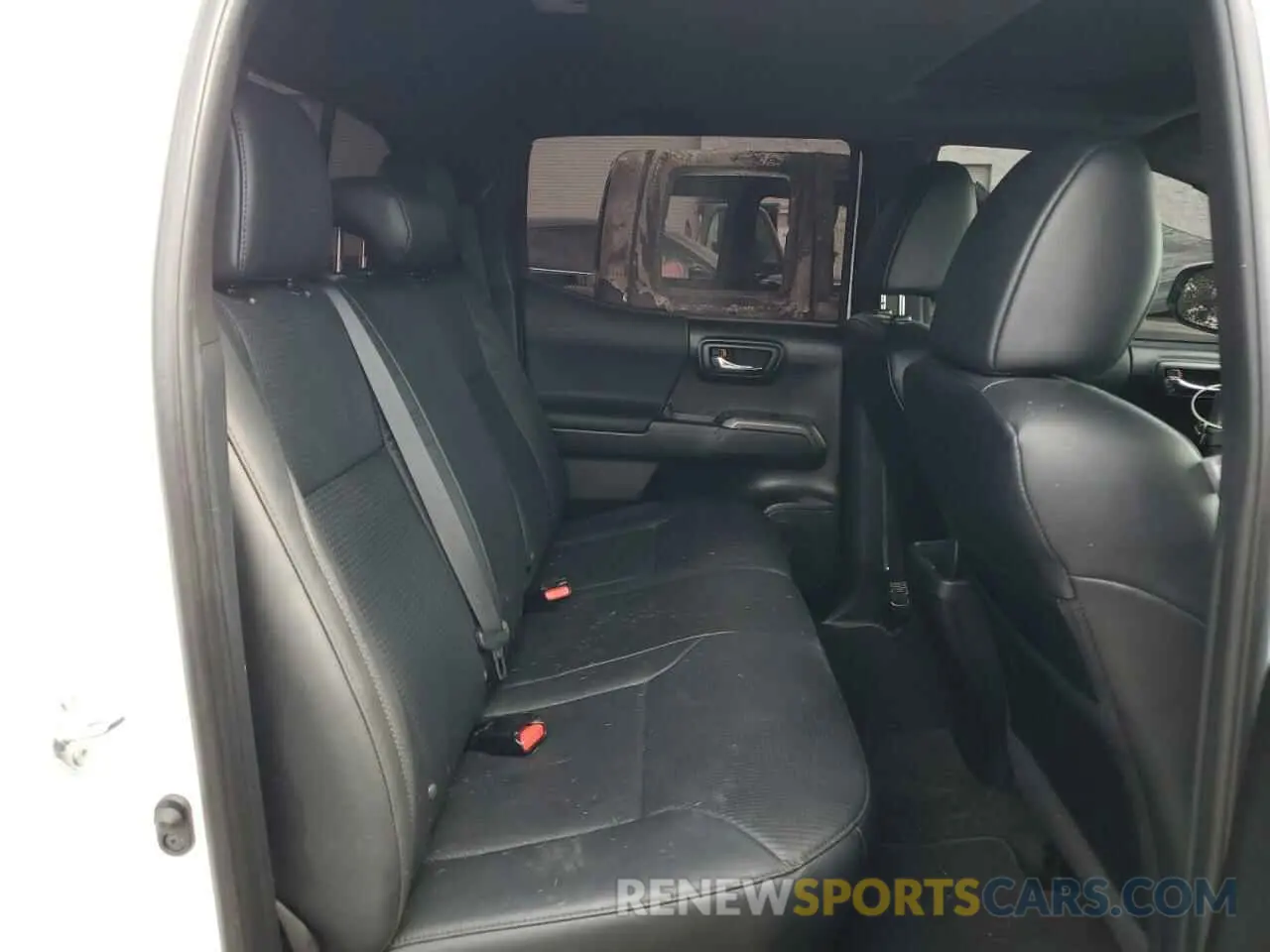 10 fotografías del automóvil dañado 3TMAZ5CN5MM146525 TOYOTA TACOMA 2021