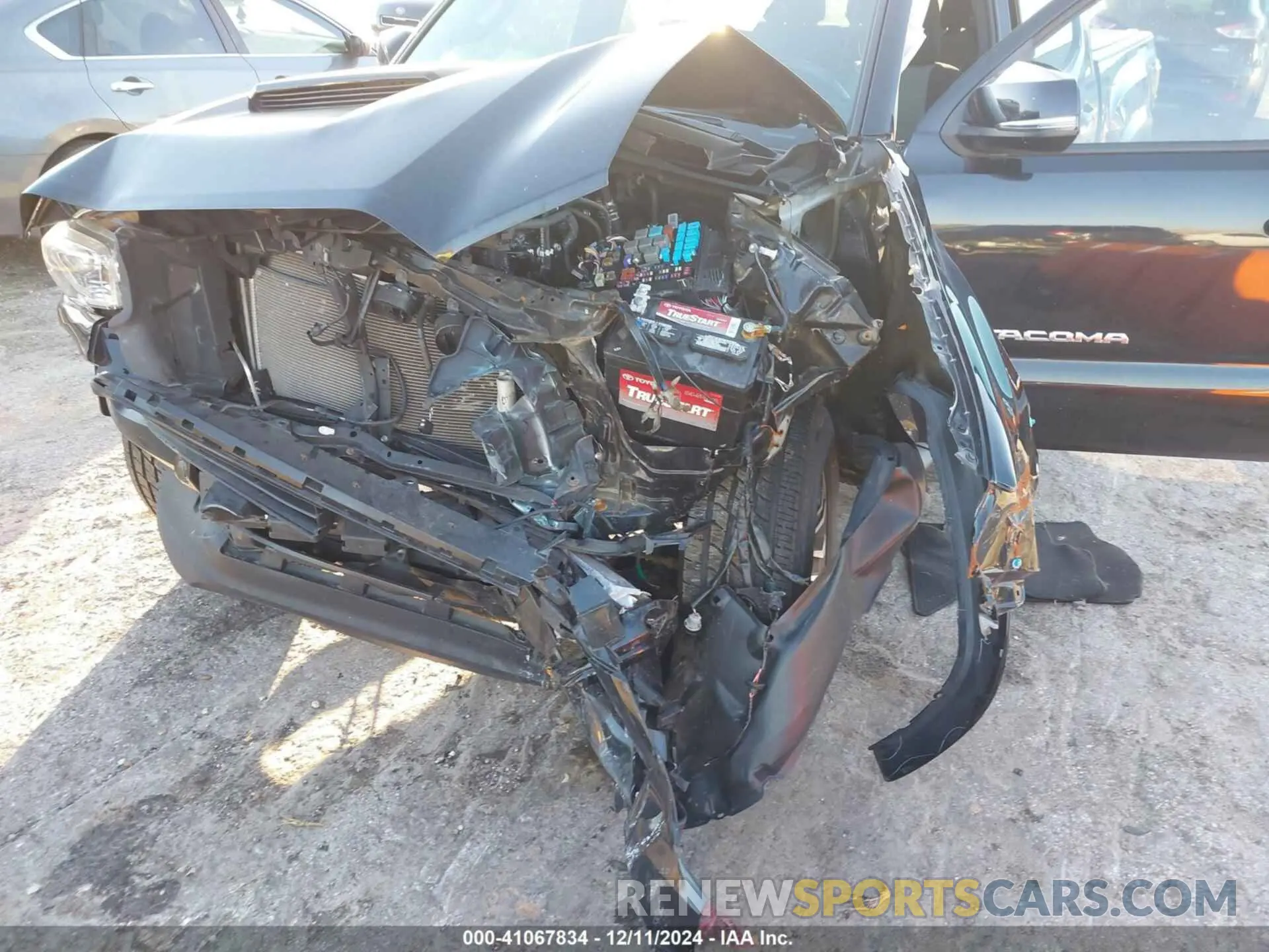 6 fotografías del automóvil dañado 3TMAZ5CN5MM148579 TOYOTA TACOMA 2021