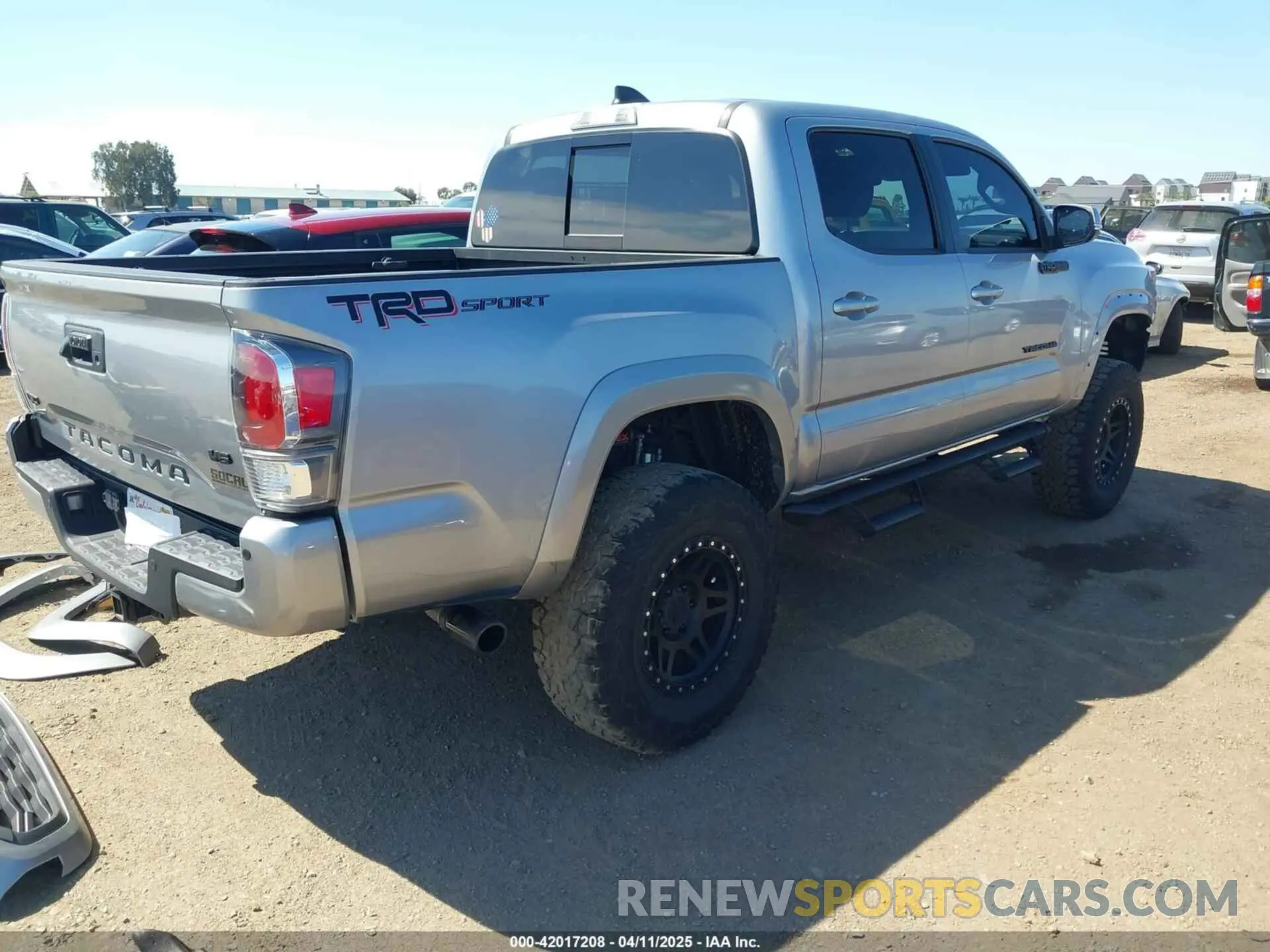 4 fotografías del automóvil dañado 3TMAZ5CN5MM156116 TOYOTA TACOMA 2021