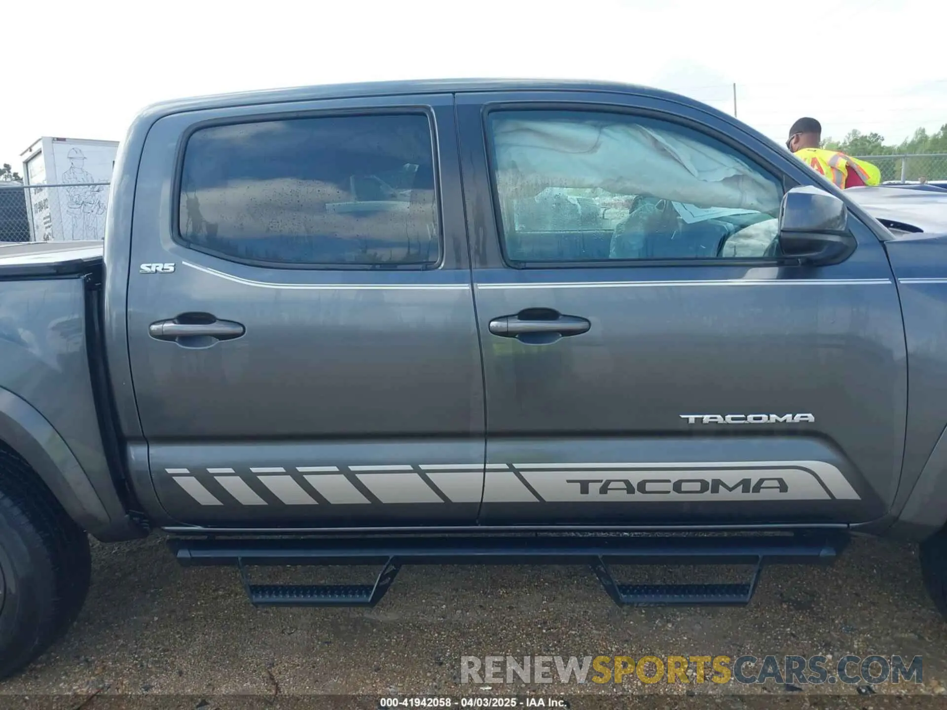 14 fotografías del automóvil dañado 3TMAZ5CN6MM151989 TOYOTA TACOMA 2021