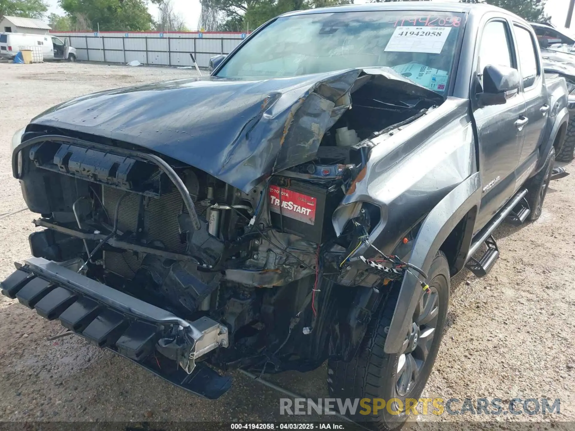 6 fotografías del automóvil dañado 3TMAZ5CN6MM151989 TOYOTA TACOMA 2021