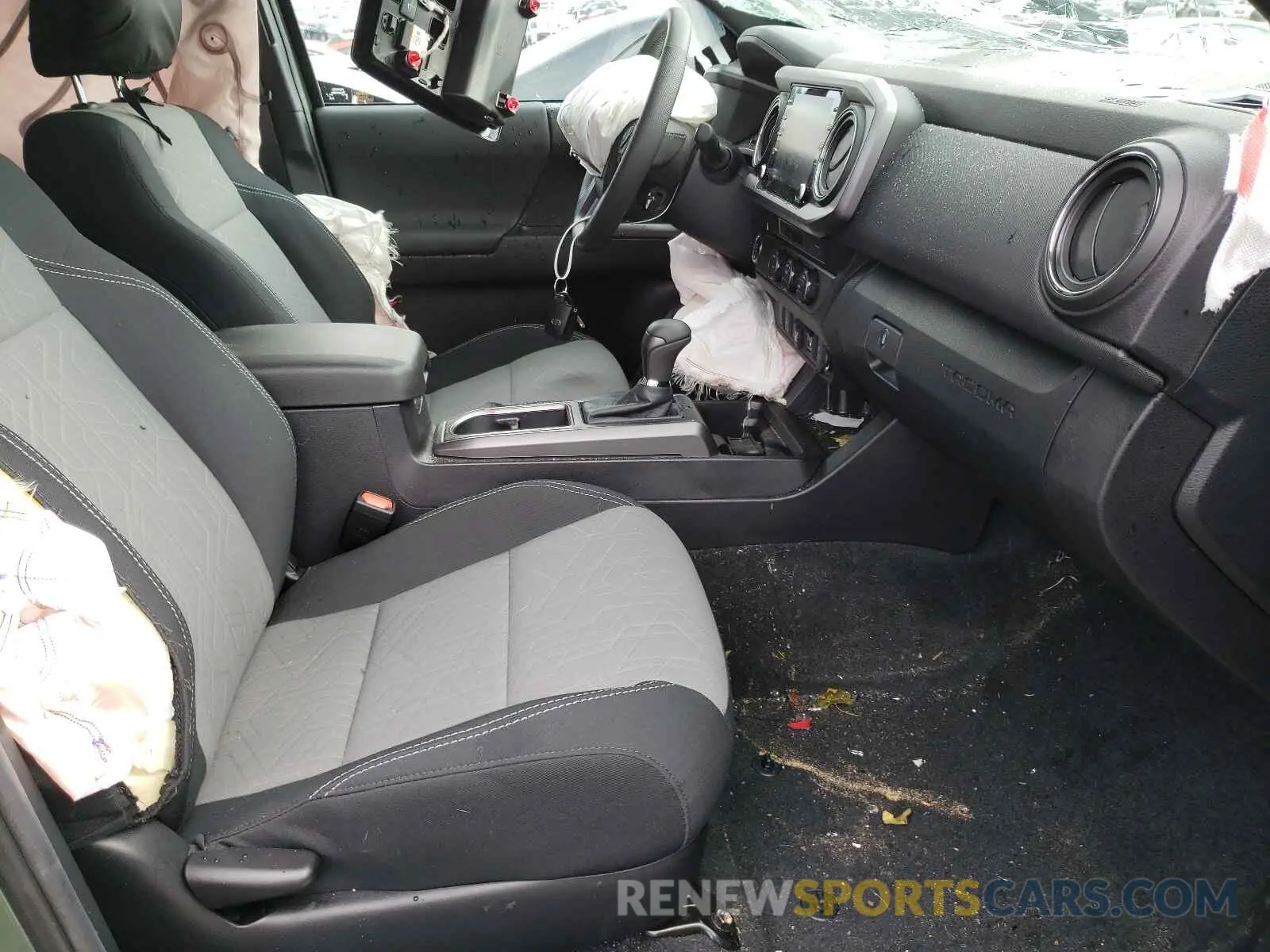 5 fotografías del automóvil dañado 3TMAZ5CN6MM155024 TOYOTA TACOMA 2021