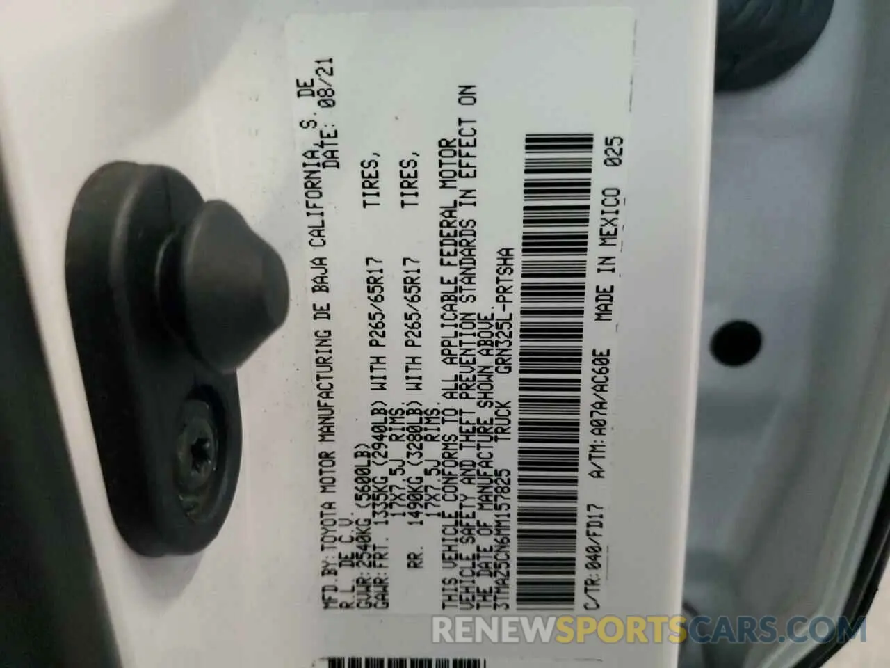12 fotografías del automóvil dañado 3TMAZ5CN6MM157825 TOYOTA TACOMA 2021