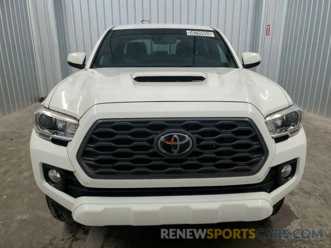 5 fotografías del automóvil dañado 3TMAZ5CN6MM157825 TOYOTA TACOMA 2021
