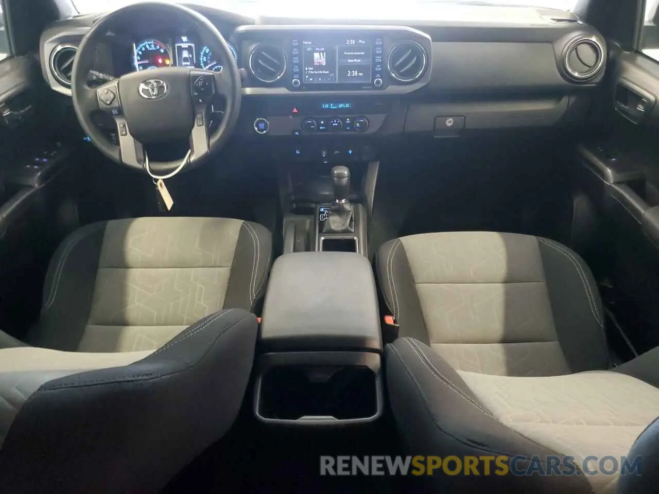 8 fotografías del automóvil dañado 3TMAZ5CN6MM157825 TOYOTA TACOMA 2021